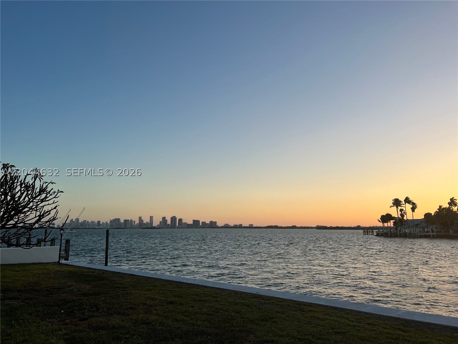 7500 W Treasure Dr, North Bay Village FL 33141