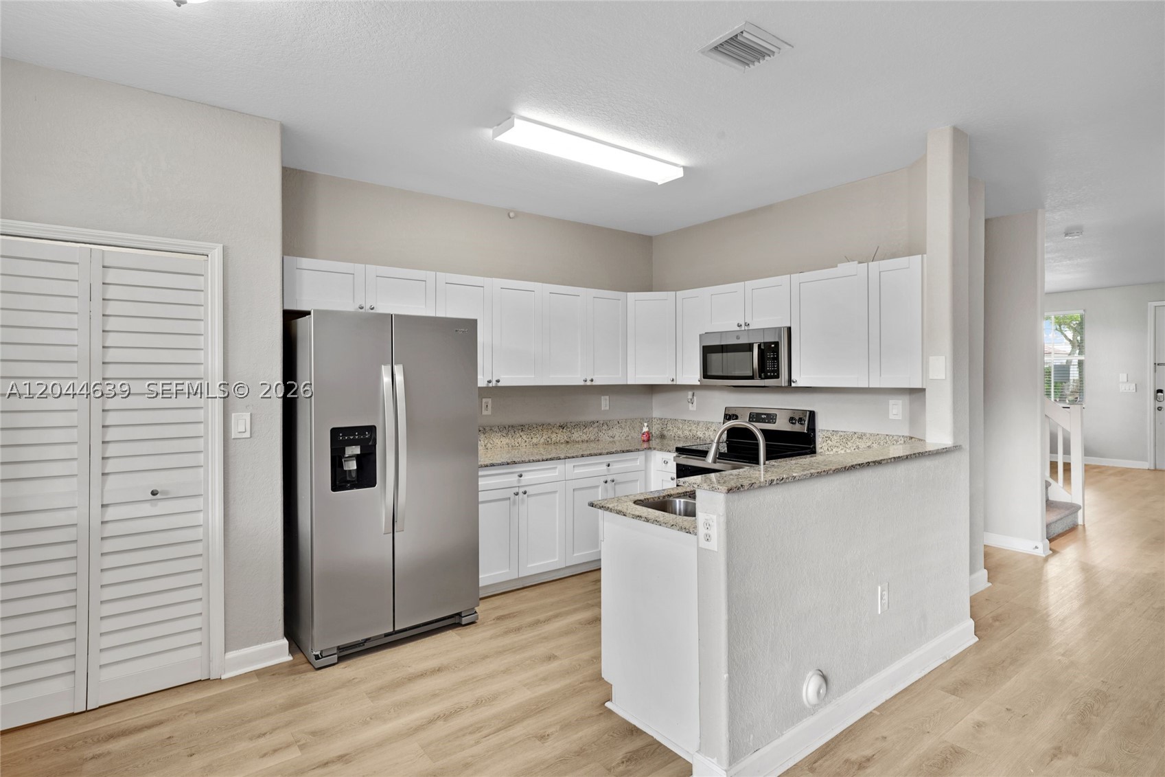 10709 NW 81st Ln, Doral FL 33178