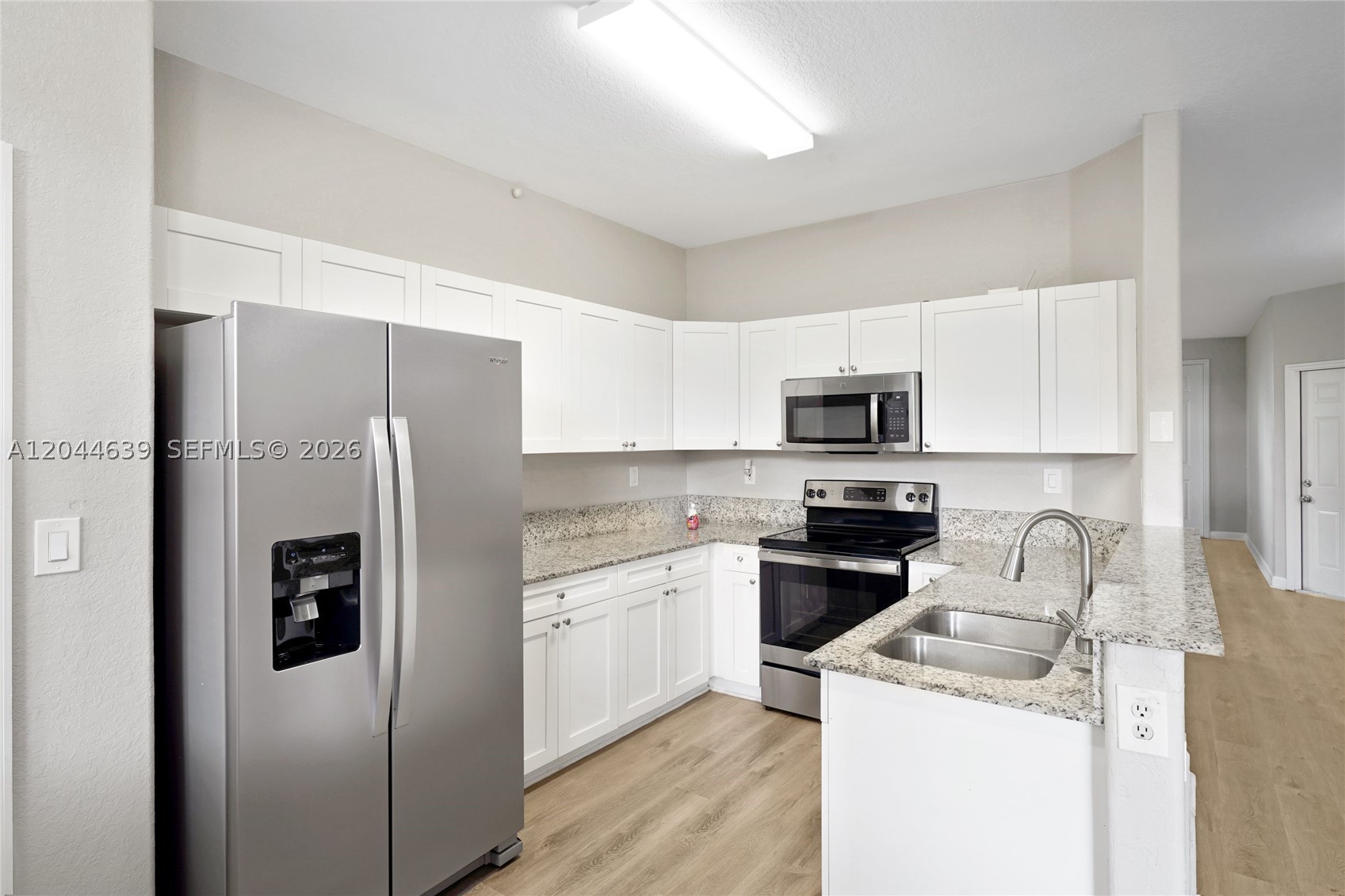 10709 NW 81st Ln, Doral FL 33178