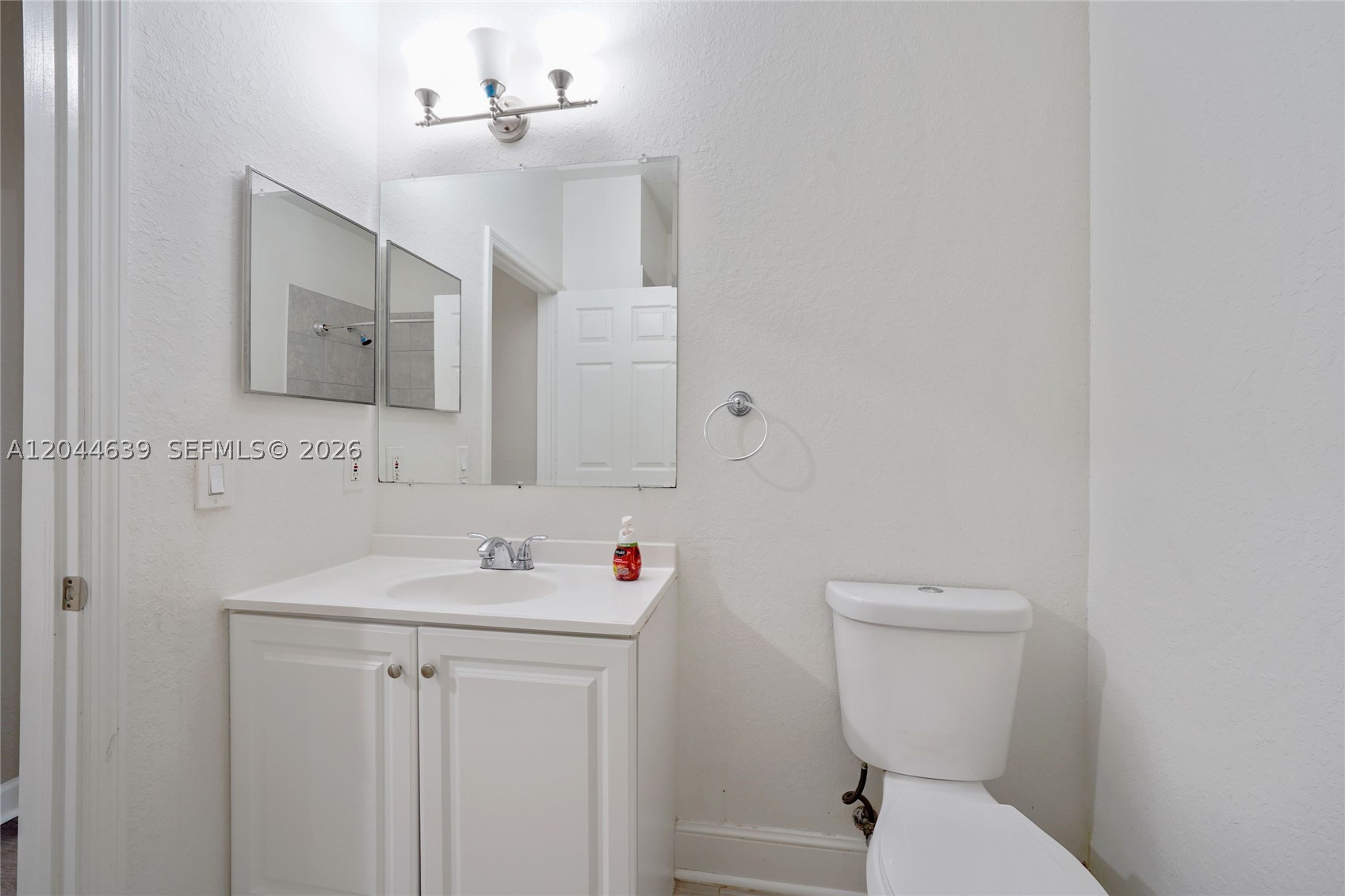 10709 NW 81st Ln, Doral FL 33178