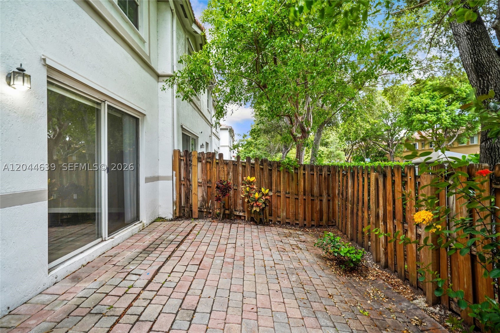 10709 NW 81st Ln, Doral FL 33178