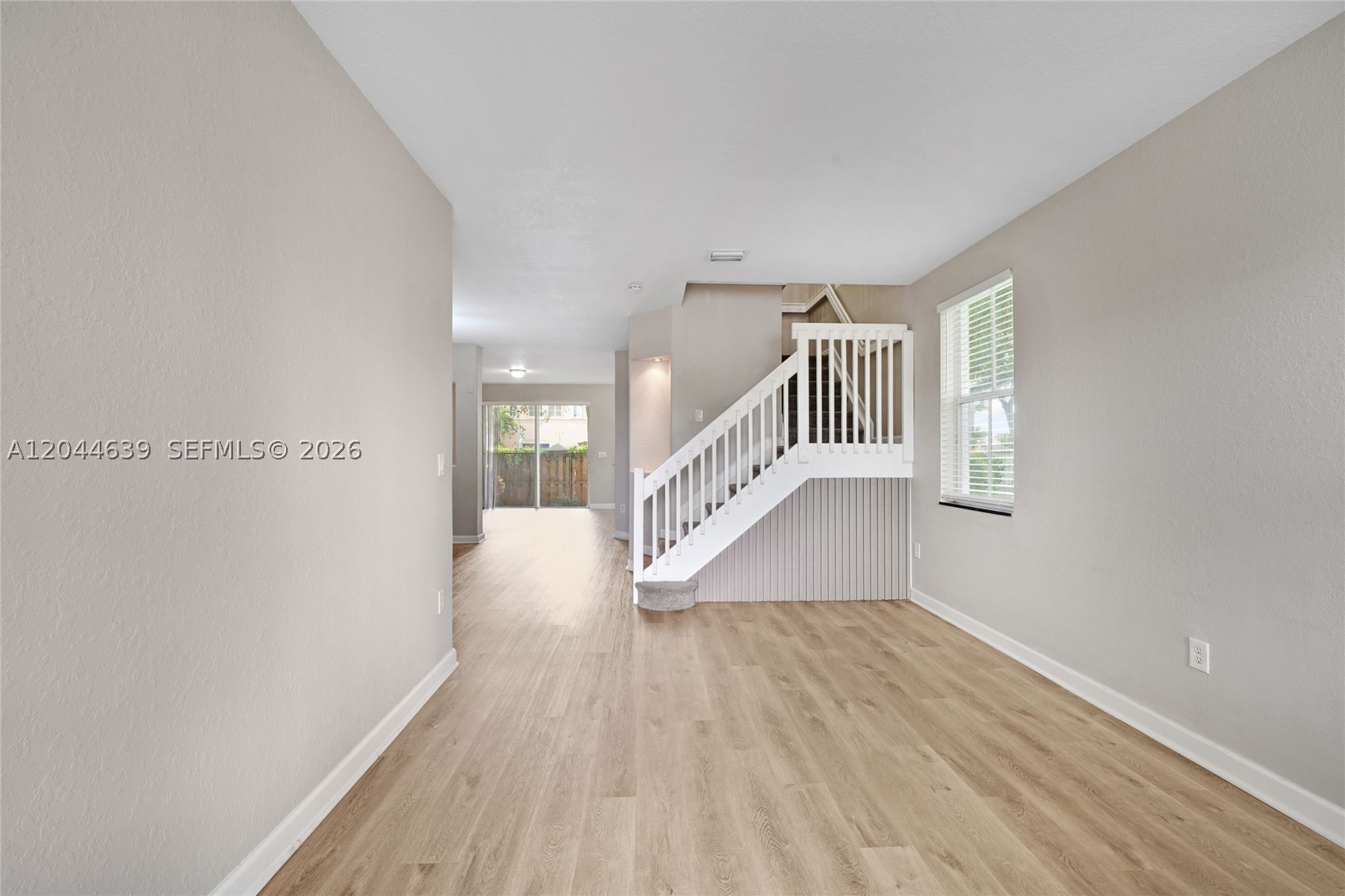10709 NW 81st Ln, Doral FL 33178