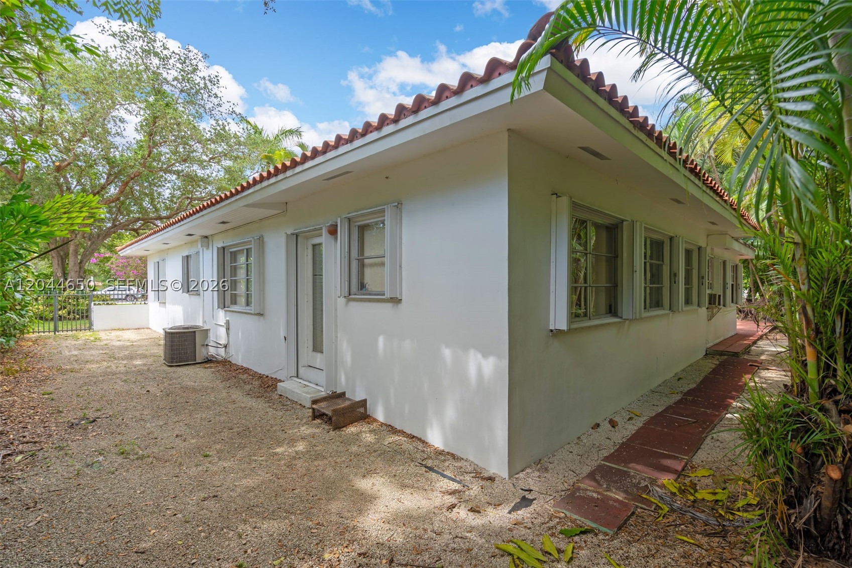 1439 Miller Rd, Coral Gables FL 33146