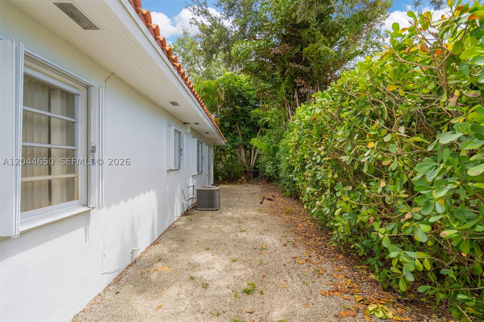 1439 Miller Rd, Coral Gables FL 33146