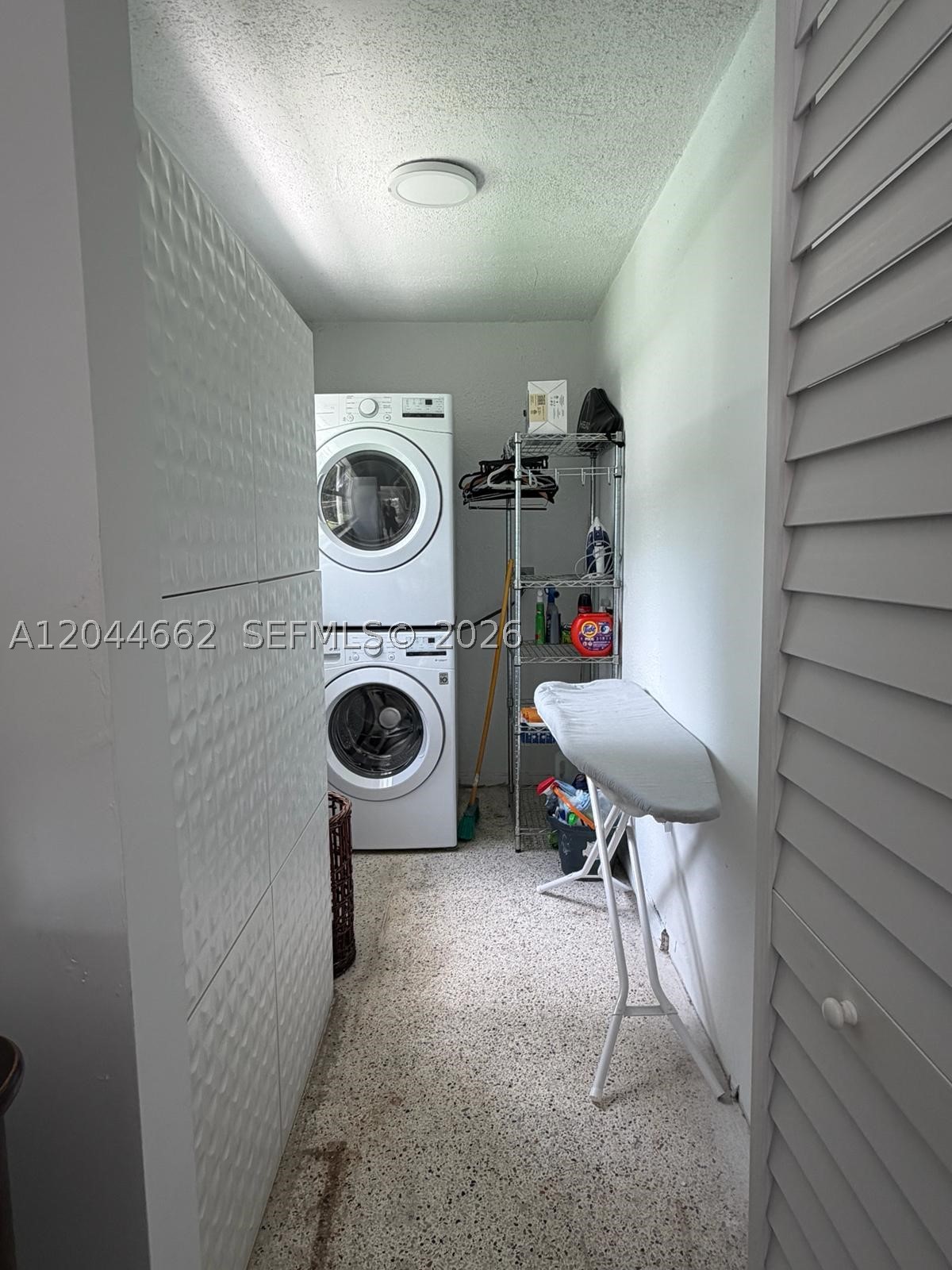 2401 SW 16th Ct, Miami FL 33145