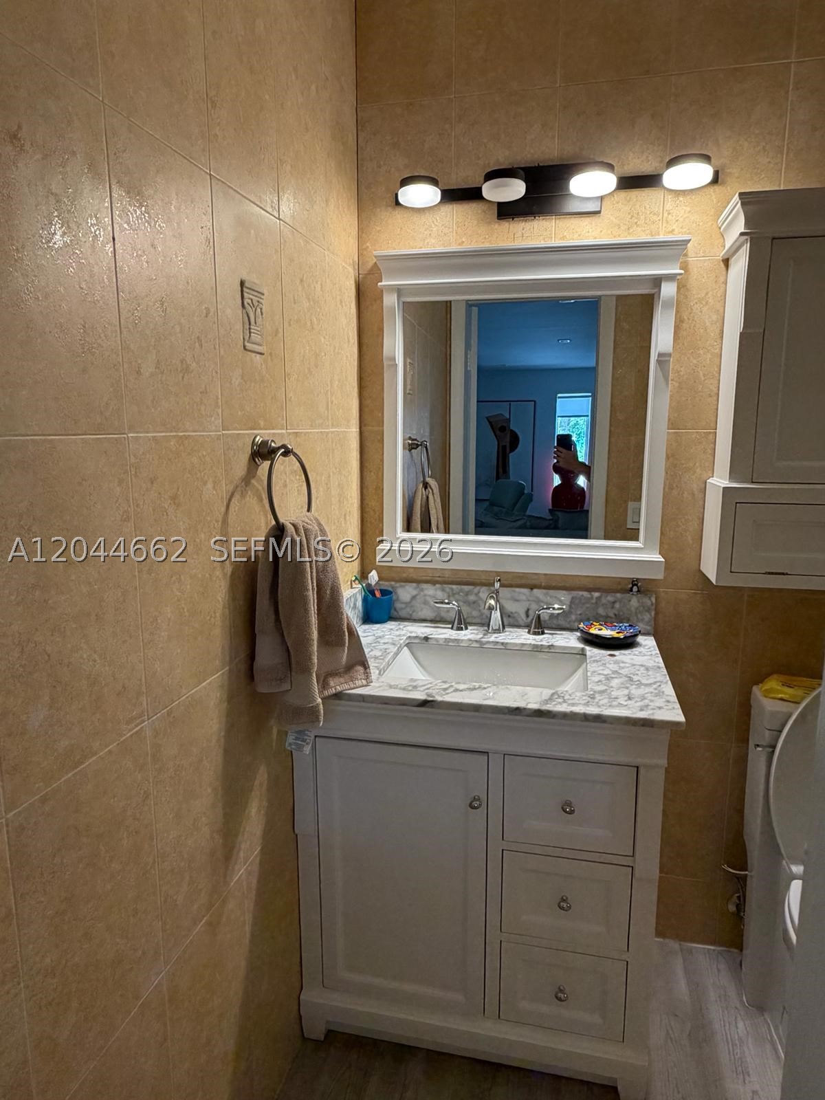 2401 SW 16th Ct, Miami FL 33145