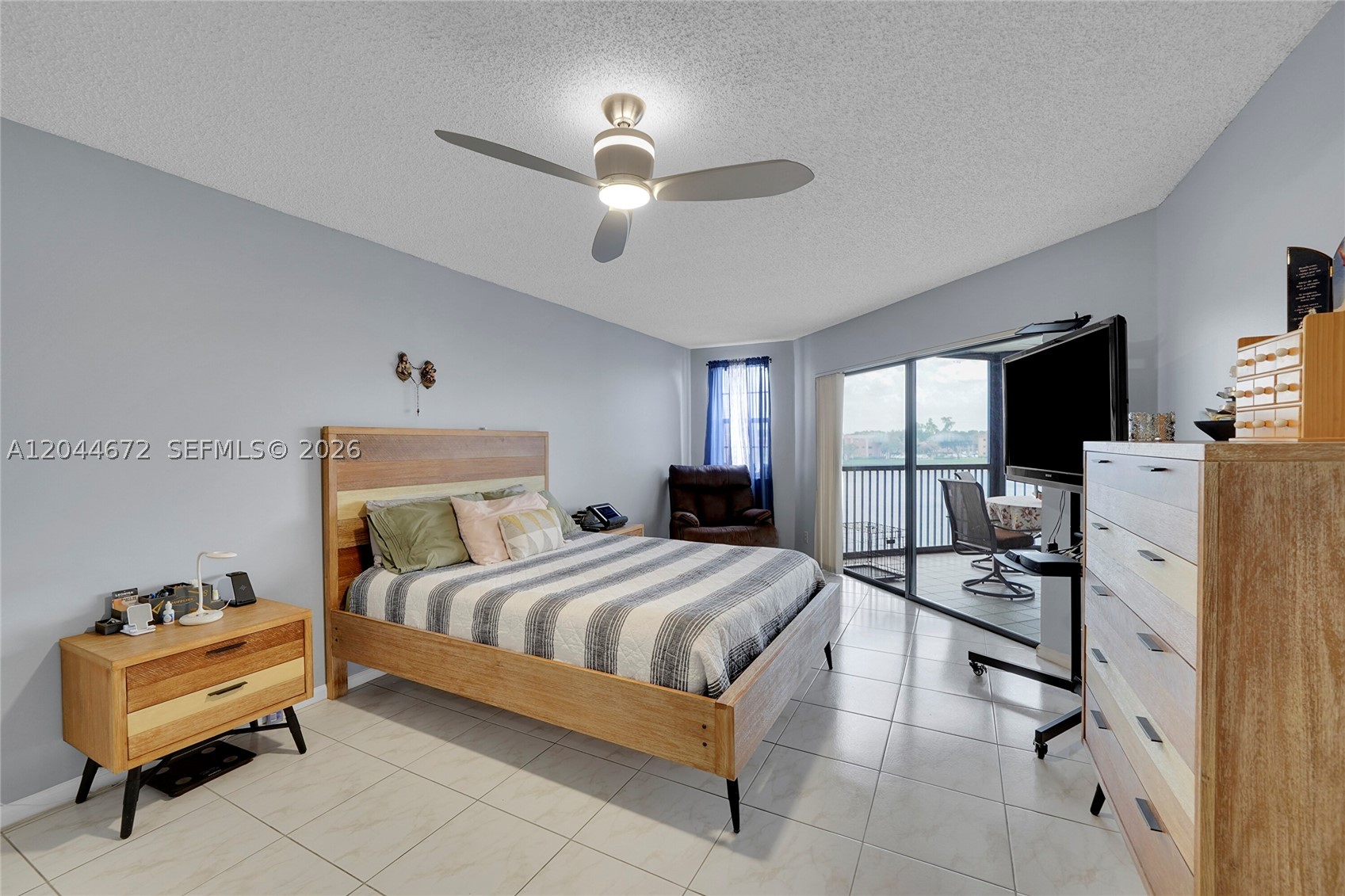 7250 Fairfax Dr #302, Tamarac FL 33321