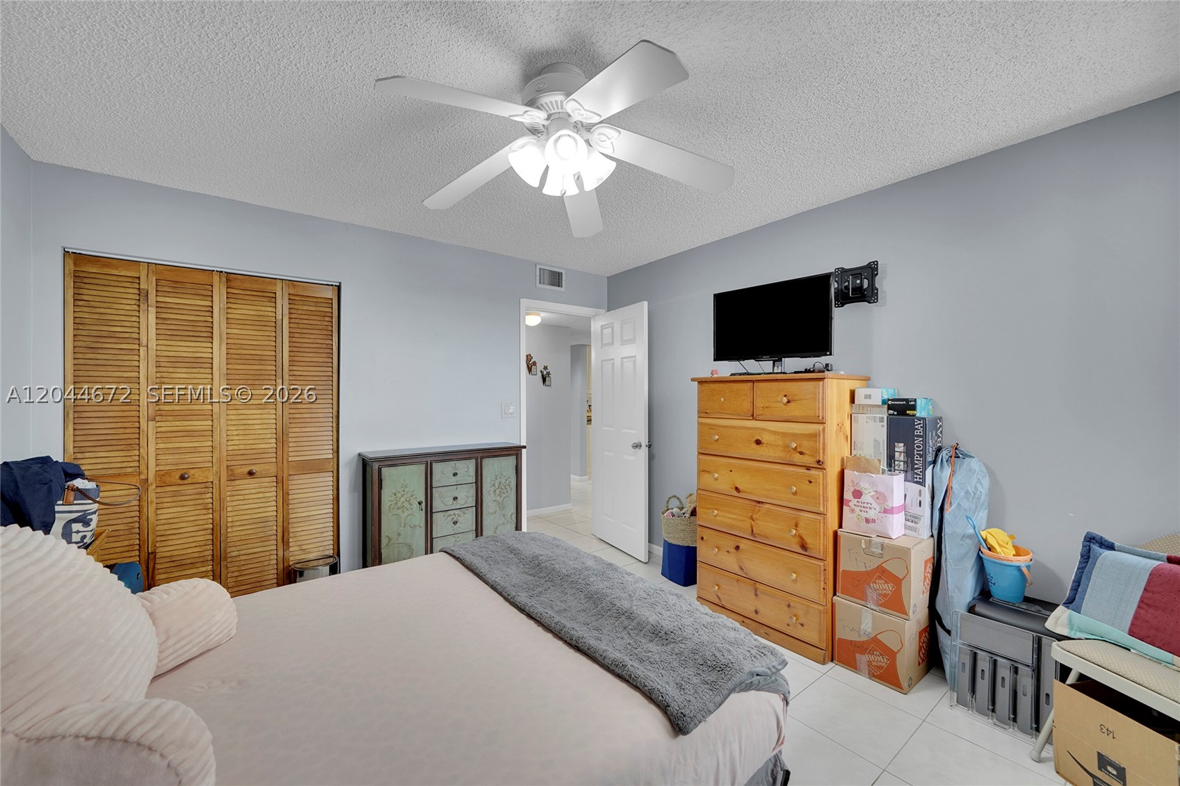 7250 Fairfax Dr #302, Tamarac FL 33321