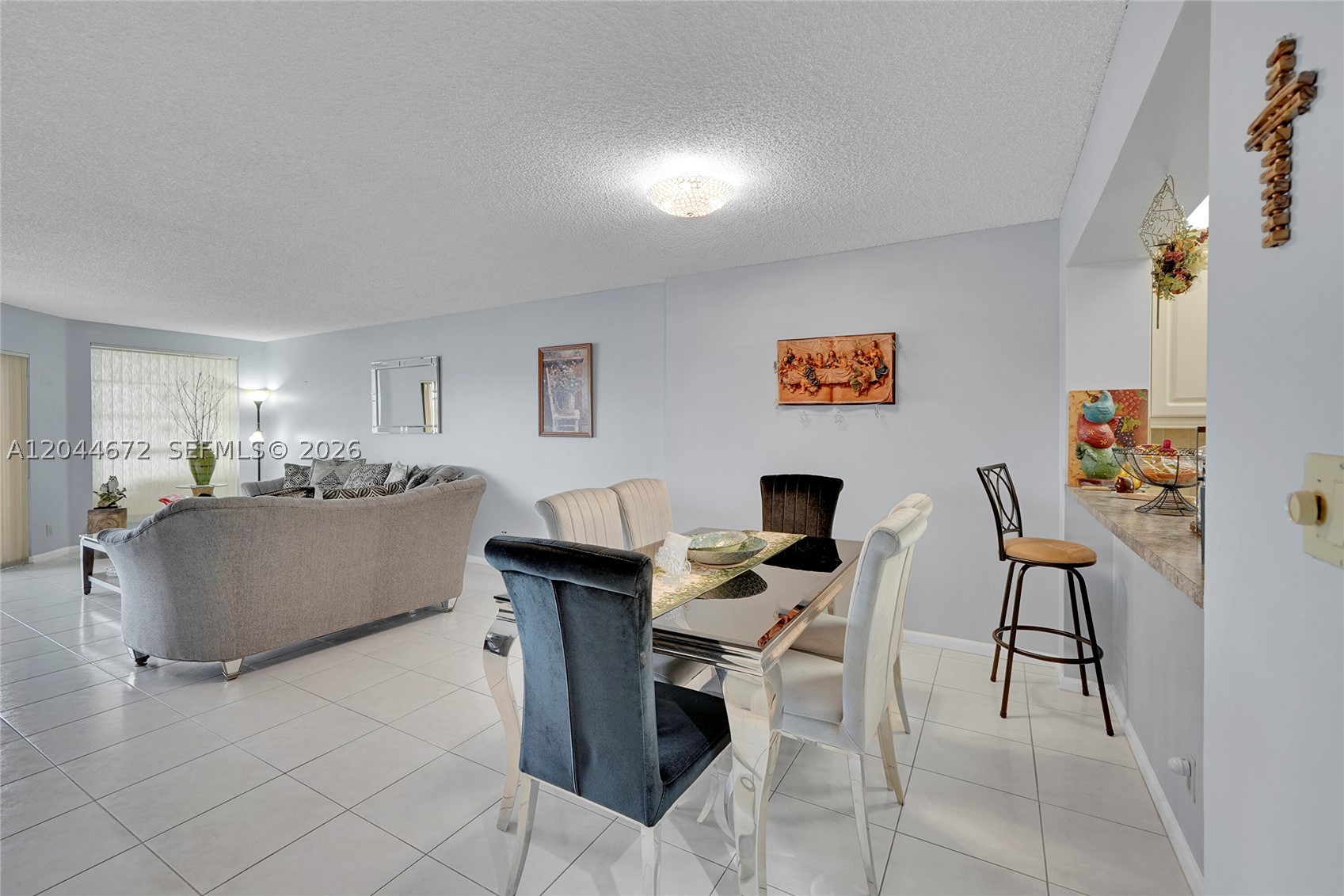7250 Fairfax Dr #302, Tamarac FL 33321