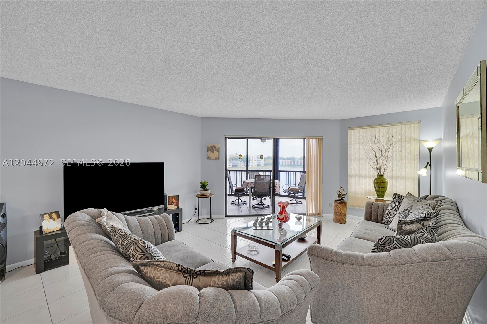 7250 Fairfax Dr #302, Tamarac FL 33321