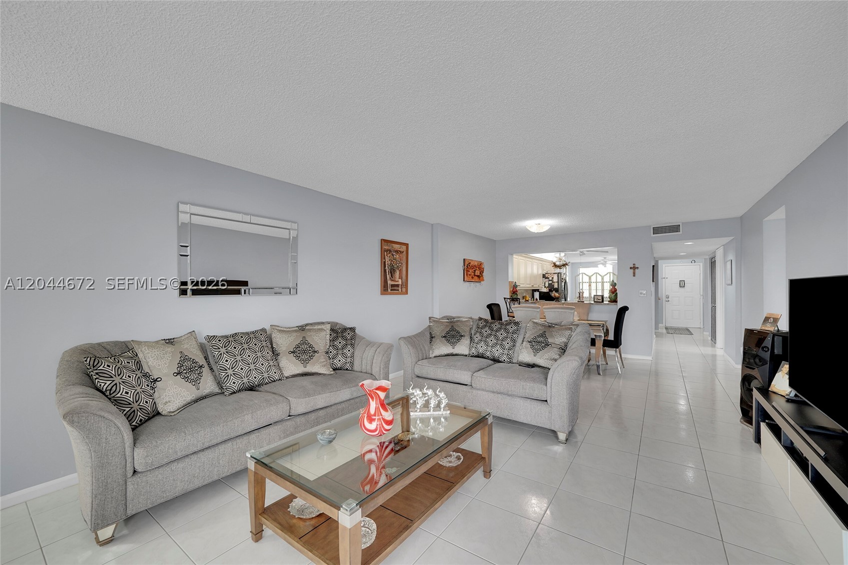 7250 Fairfax Dr #302, Tamarac FL 33321