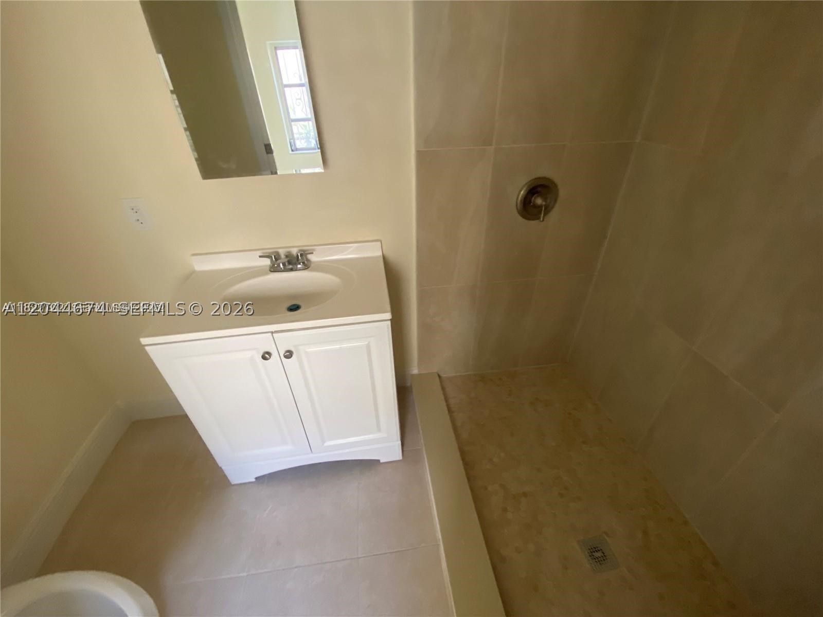 170 NW 49th St, Miami FL 33127