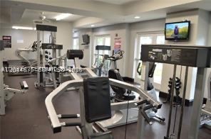 3001 NE 185th St #129, Aventura FL 33180