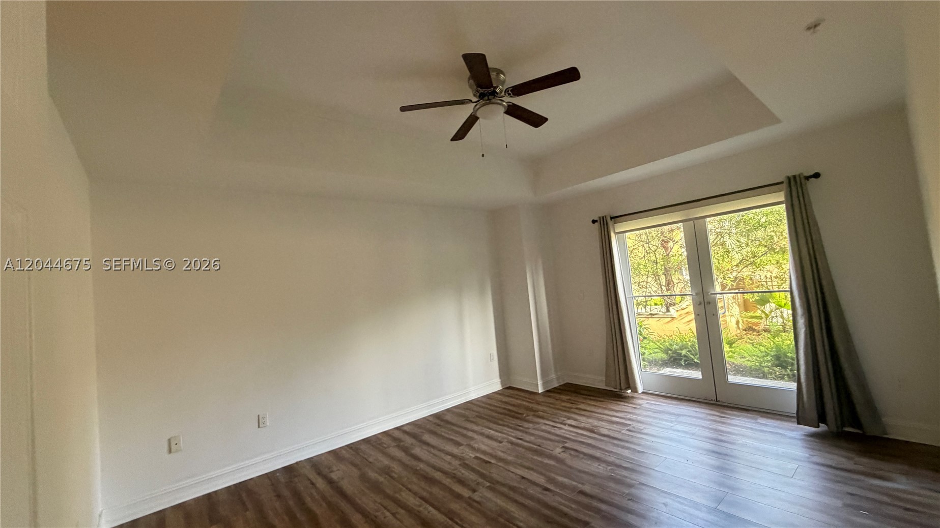 3001 NE 185th St #129, Aventura FL 33180