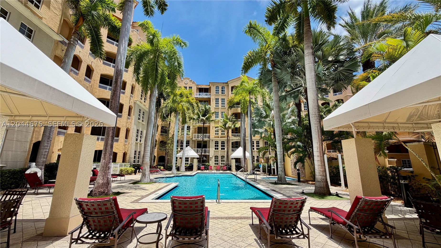 3001 NE 185th St #129, Aventura FL 33180