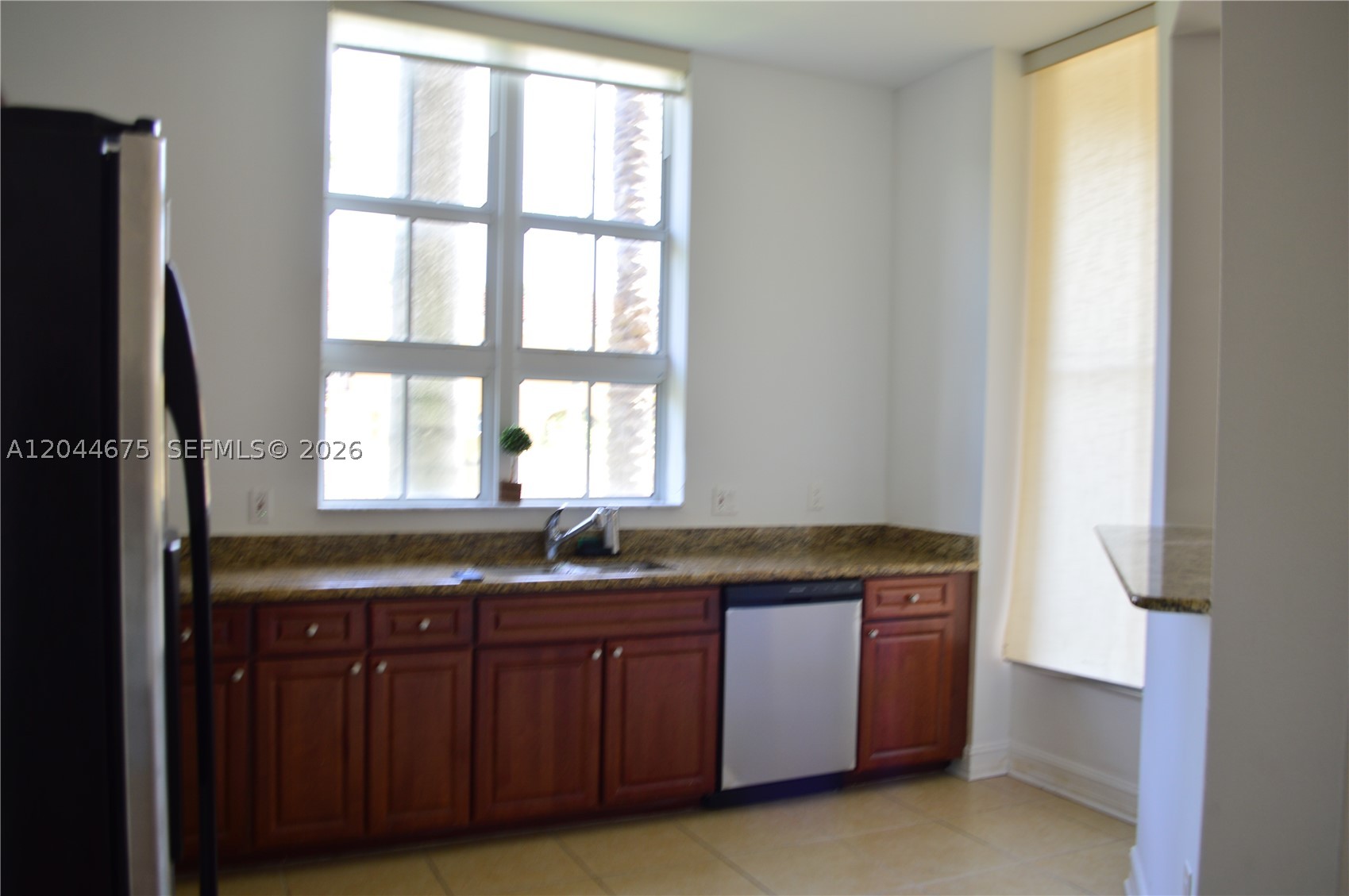 3001 NE 185th St #129, Aventura FL 33180