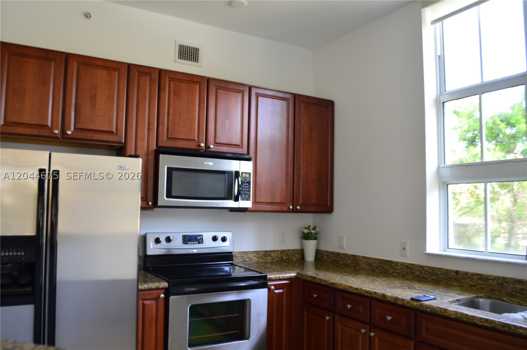 3001 NE 185th St #129, Aventura FL 33180