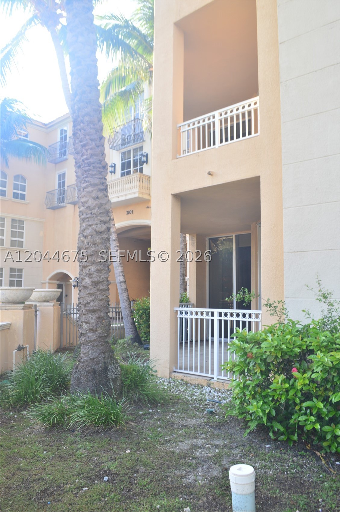 3001 NE 185th St #129, Aventura FL 33180