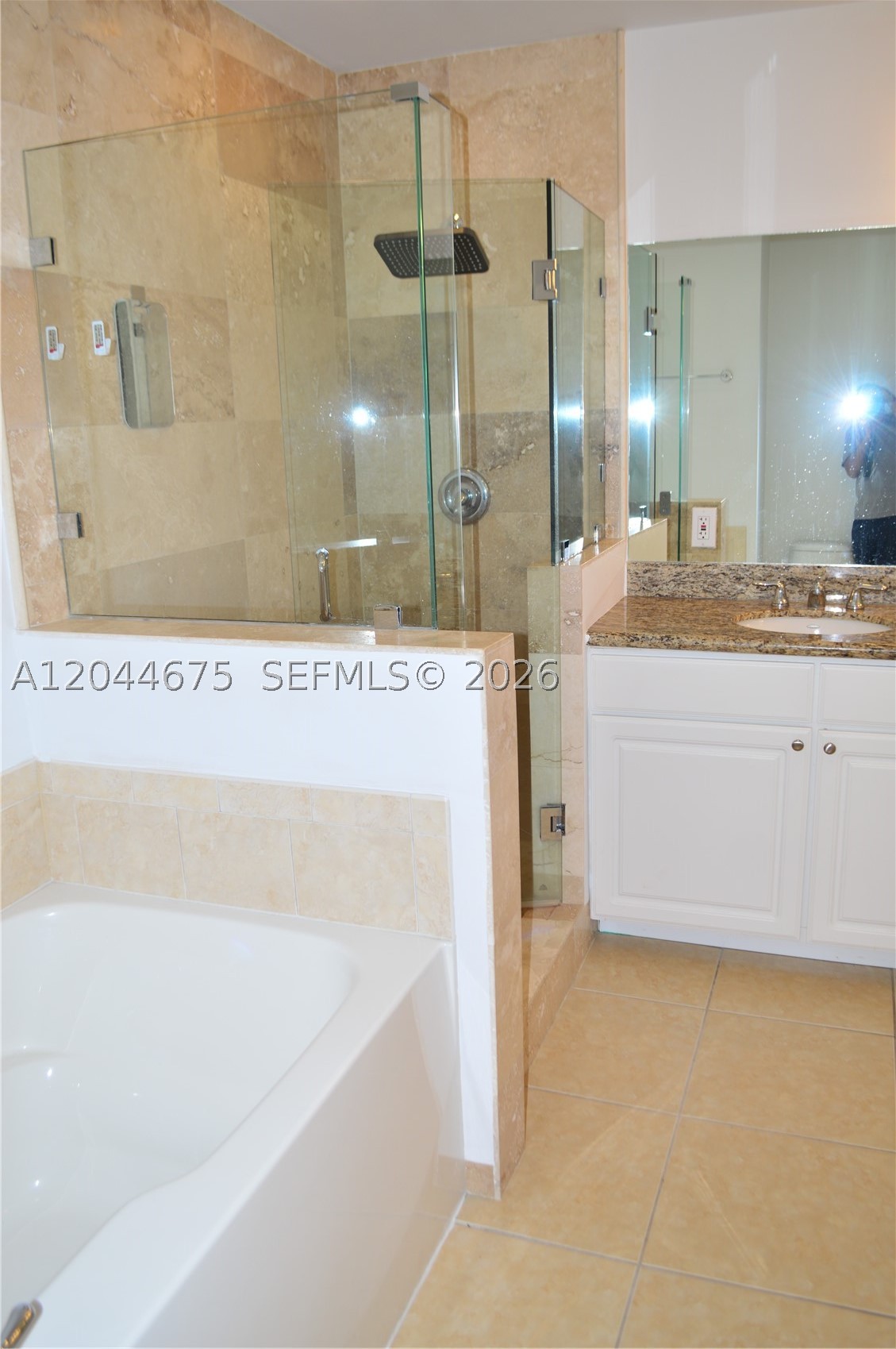 3001 NE 185th St #129, Aventura FL 33180