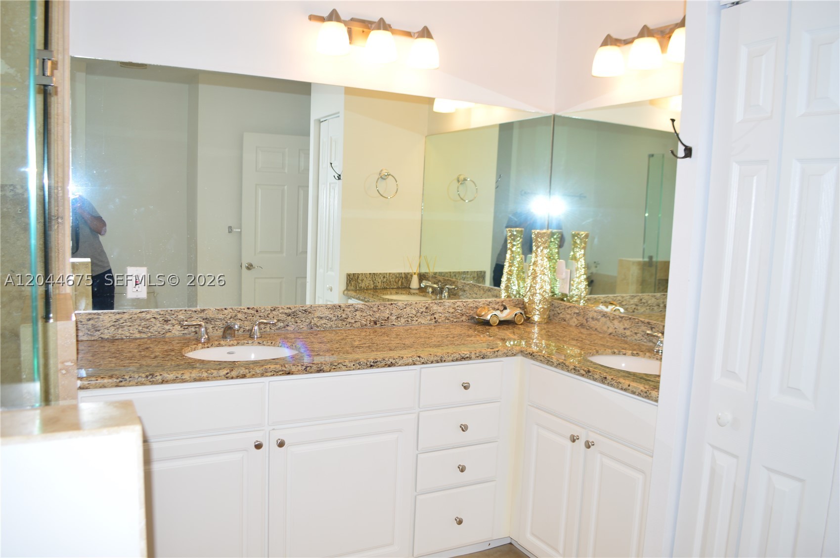3001 NE 185th St #129, Aventura FL 33180