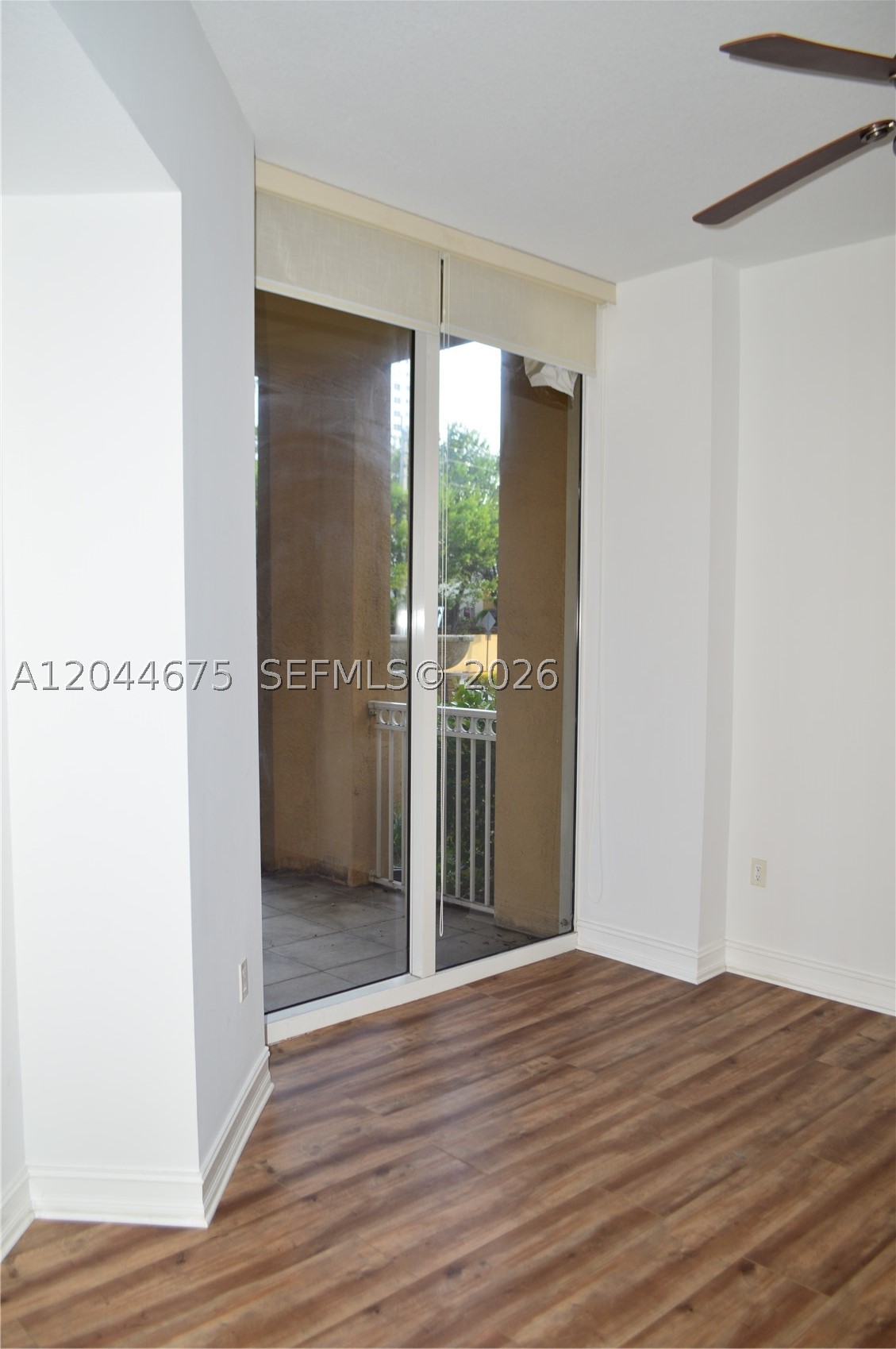 3001 NE 185th St #129, Aventura FL 33180