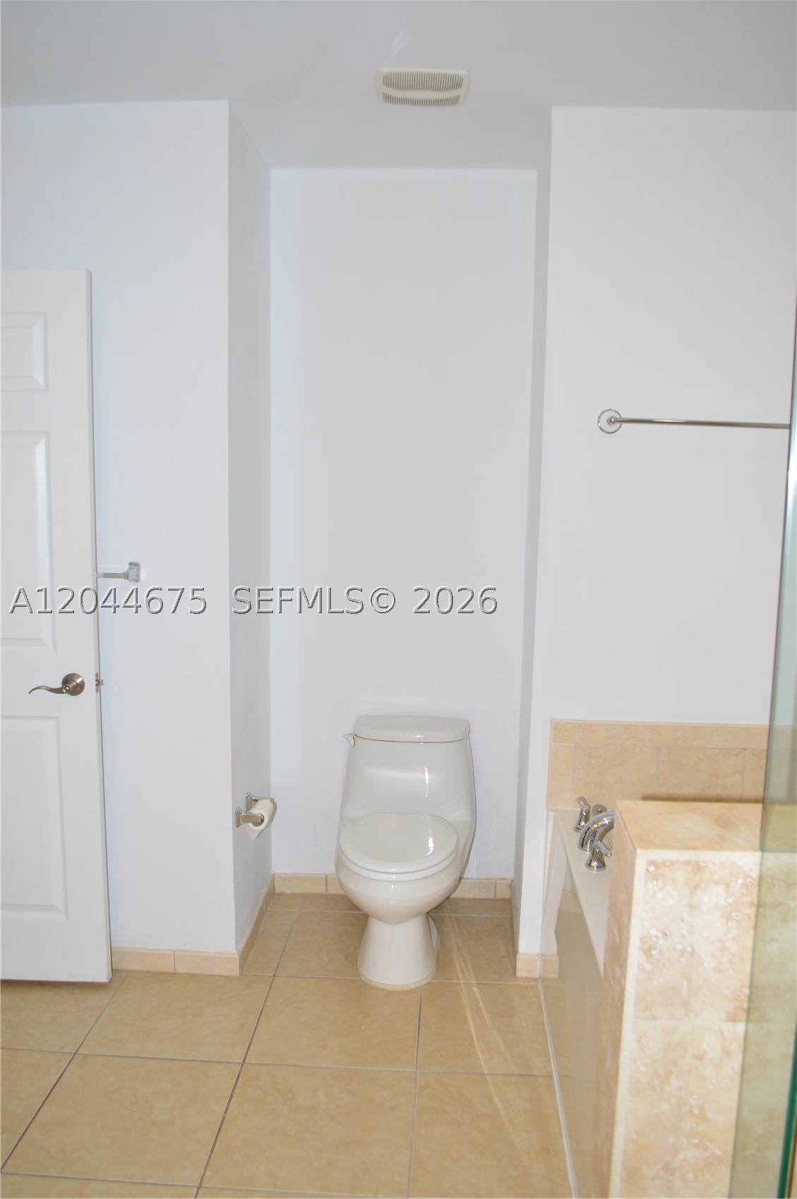 3001 NE 185th St #129, Aventura FL 33180