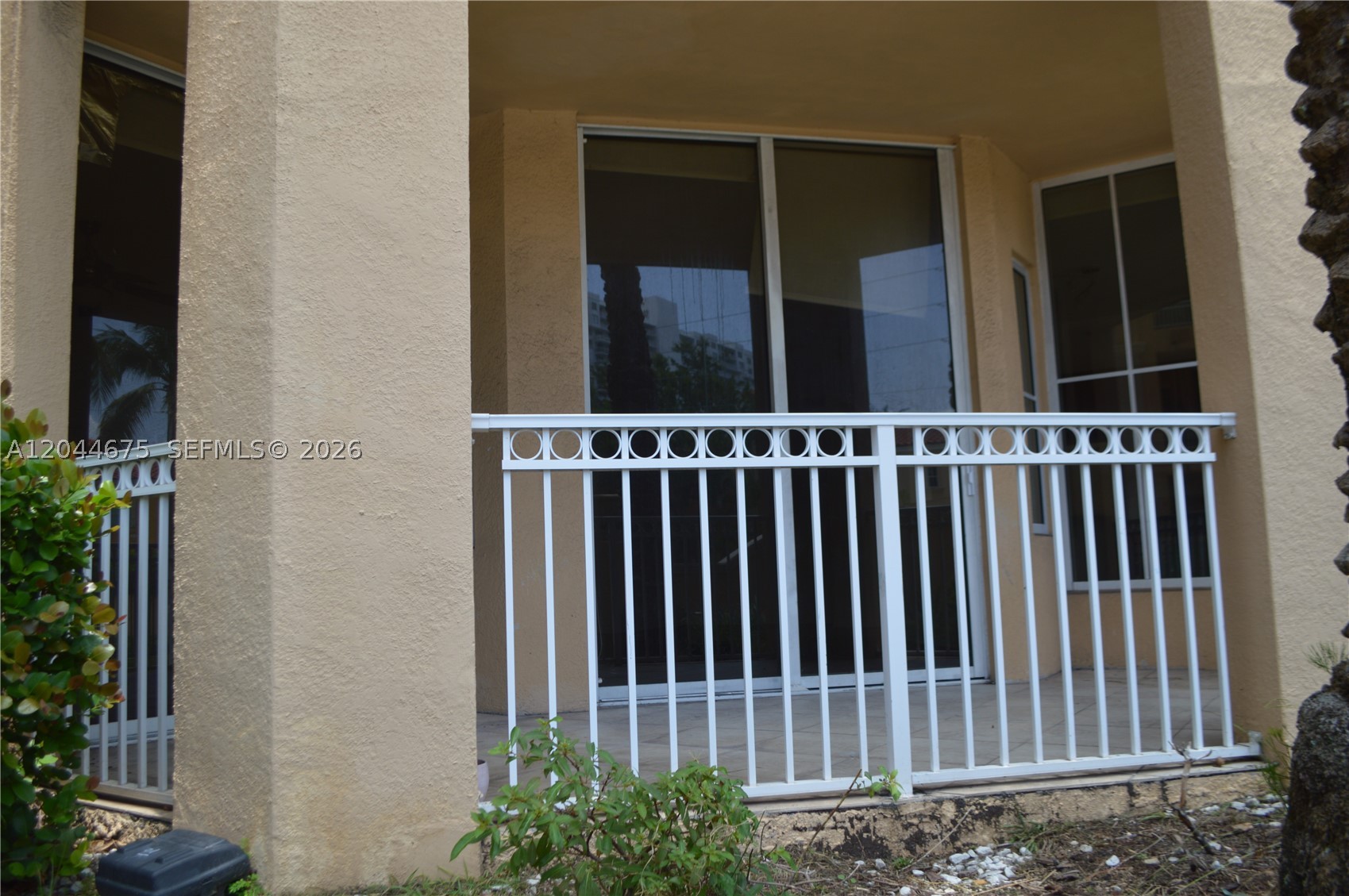 3001 NE 185th St #129, Aventura FL 33180