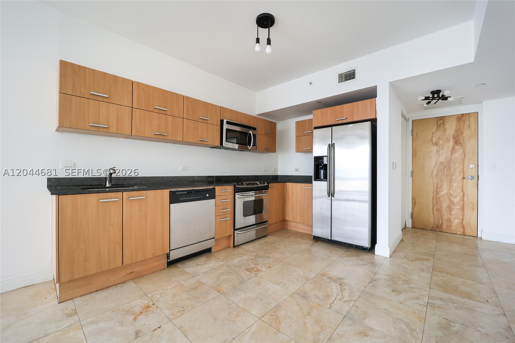 350 S Miami Ave #2411, Miami FL 33130