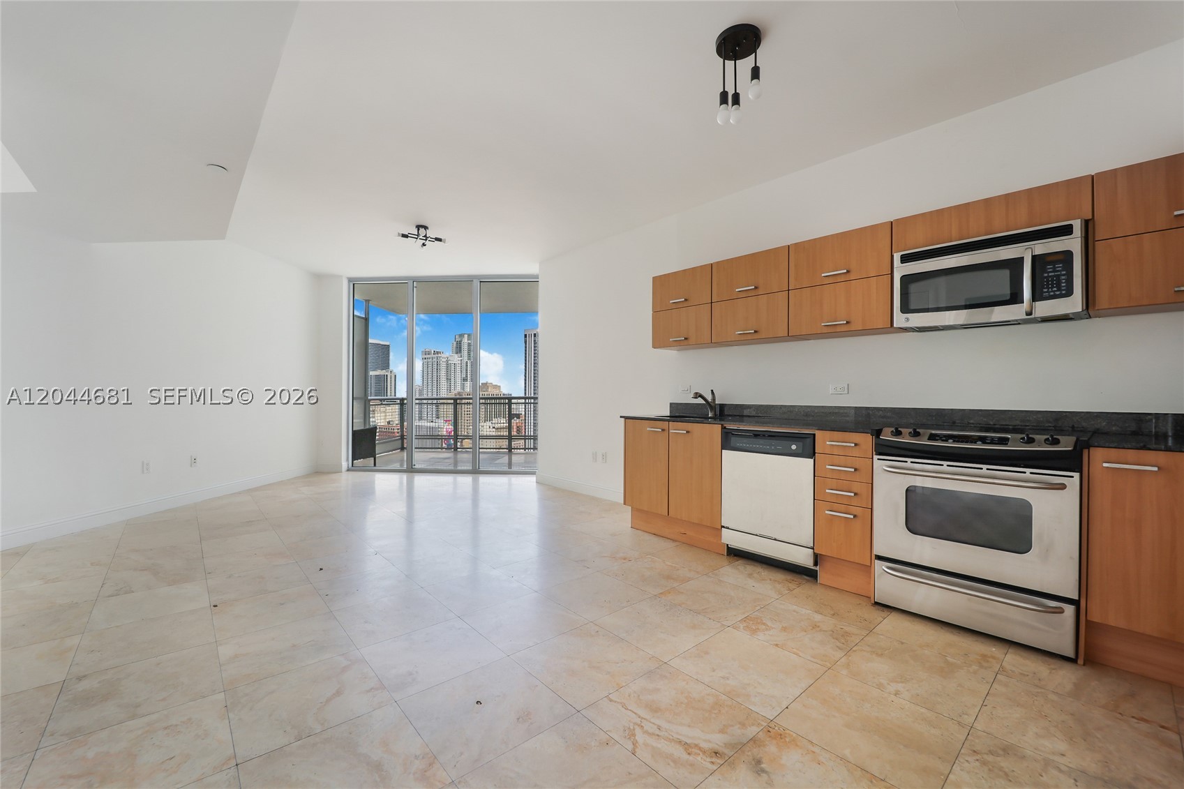 350 S Miami Ave #2411, Miami FL 33130