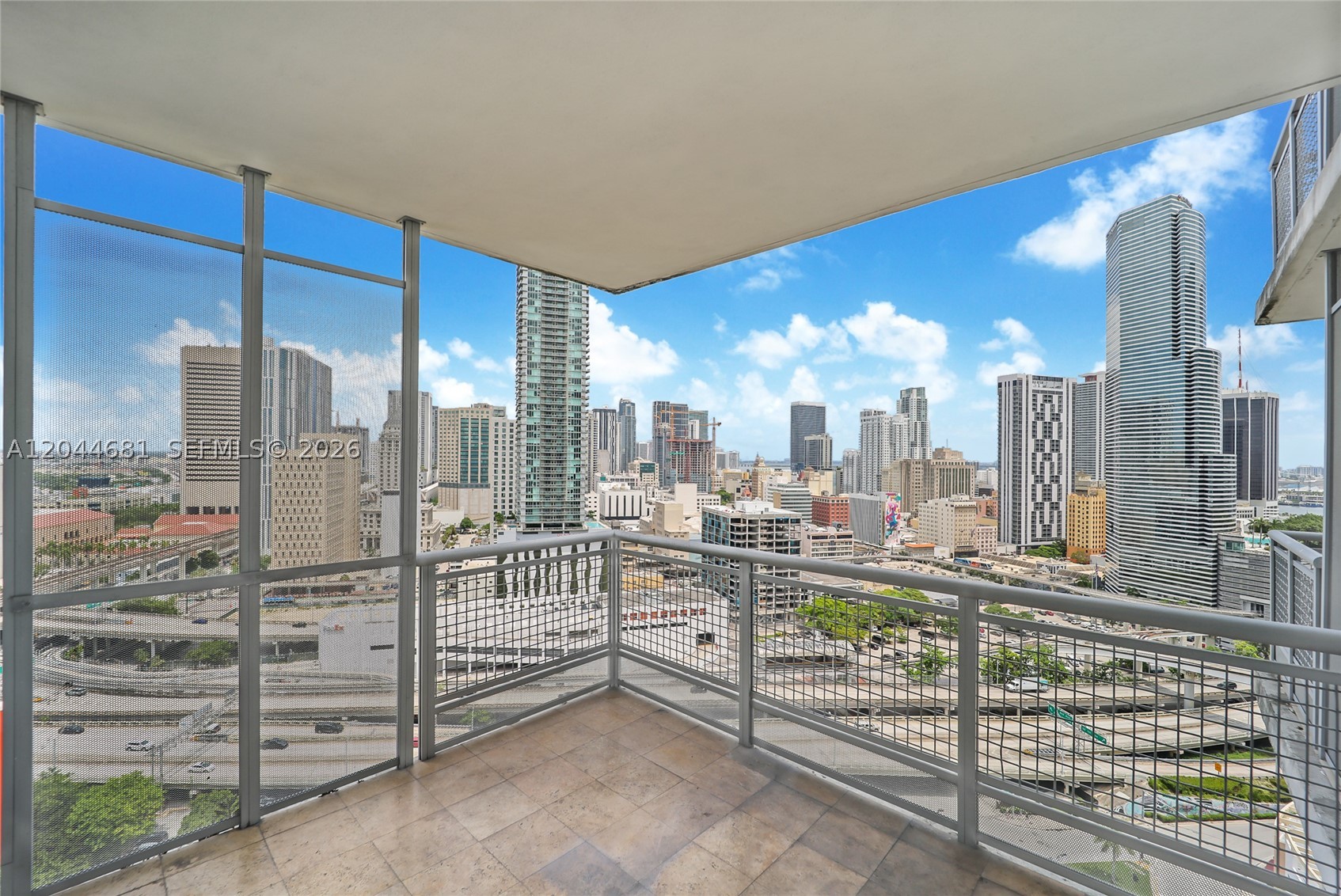 350 S Miami Ave #2411, Miami FL 33130