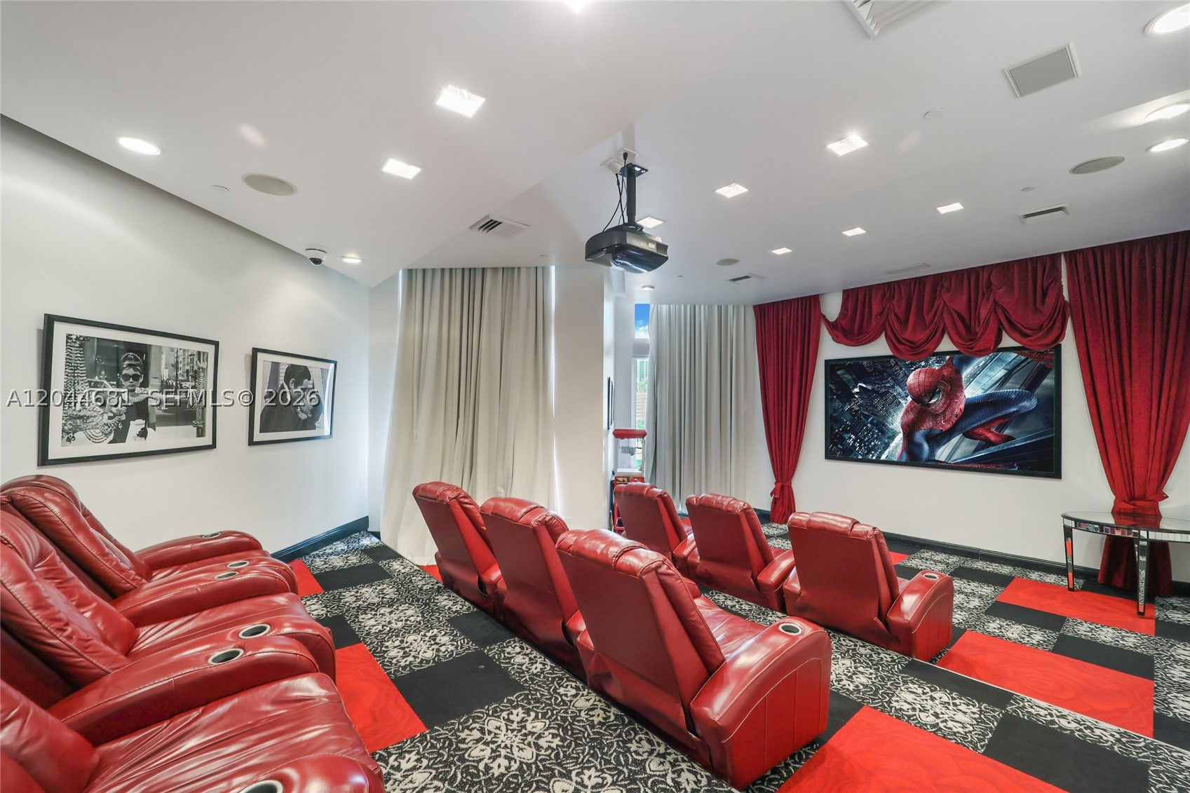 350 S Miami Ave #2411, Miami FL 33130