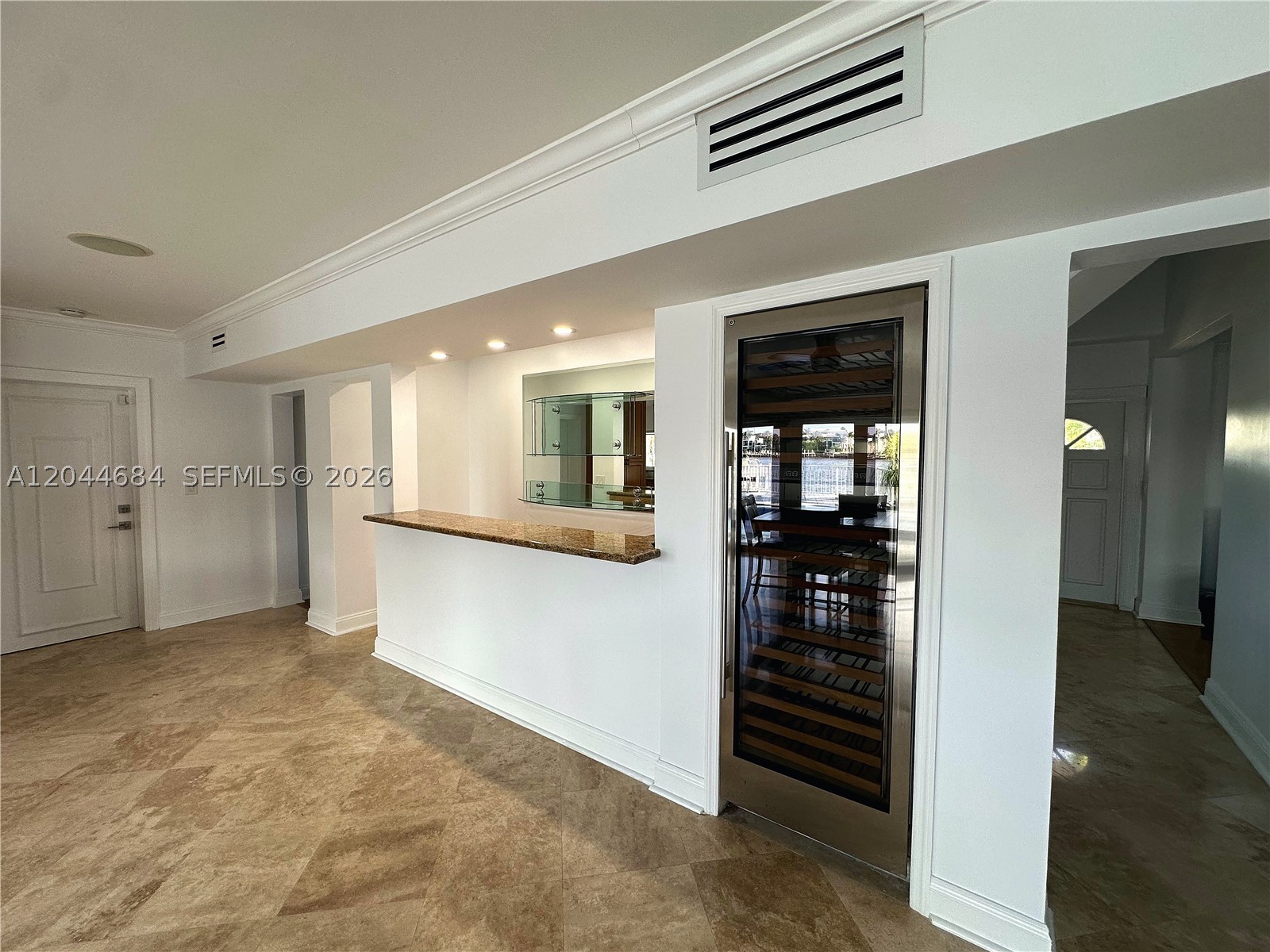2445 SE 8th St, Pompano Beach FL 33062