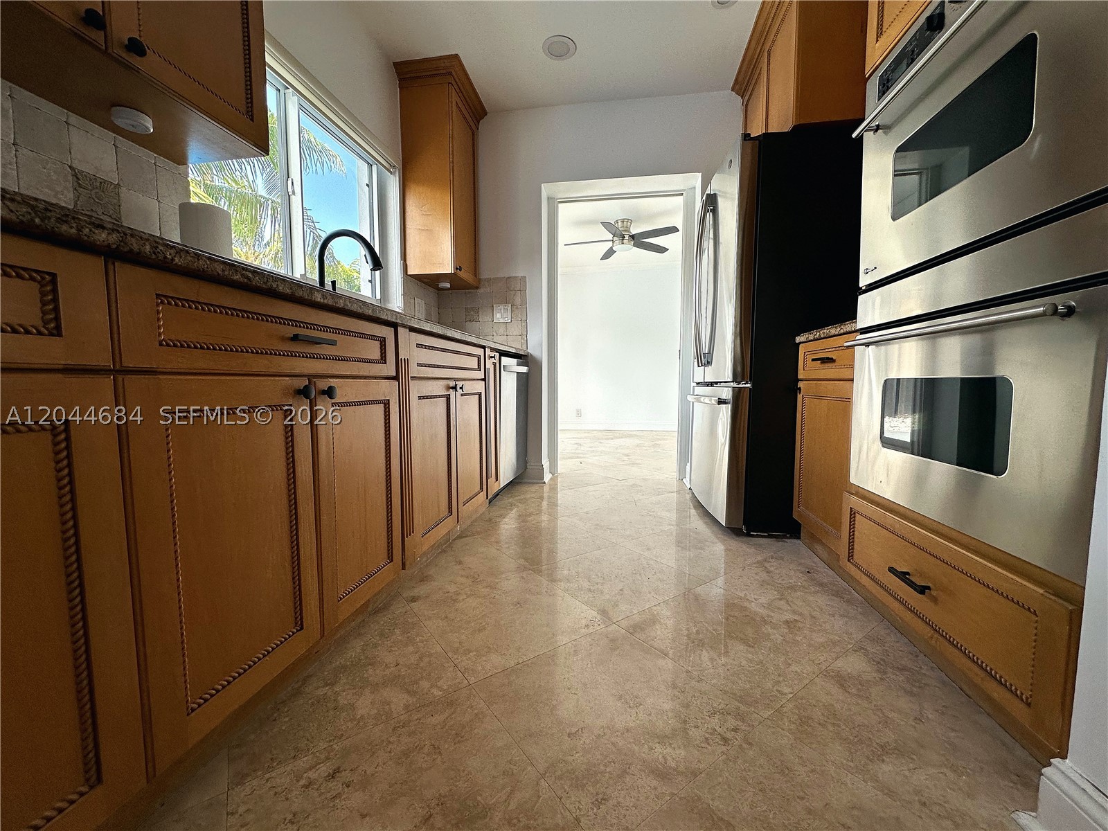 2445 SE 8th St, Pompano Beach FL 33062