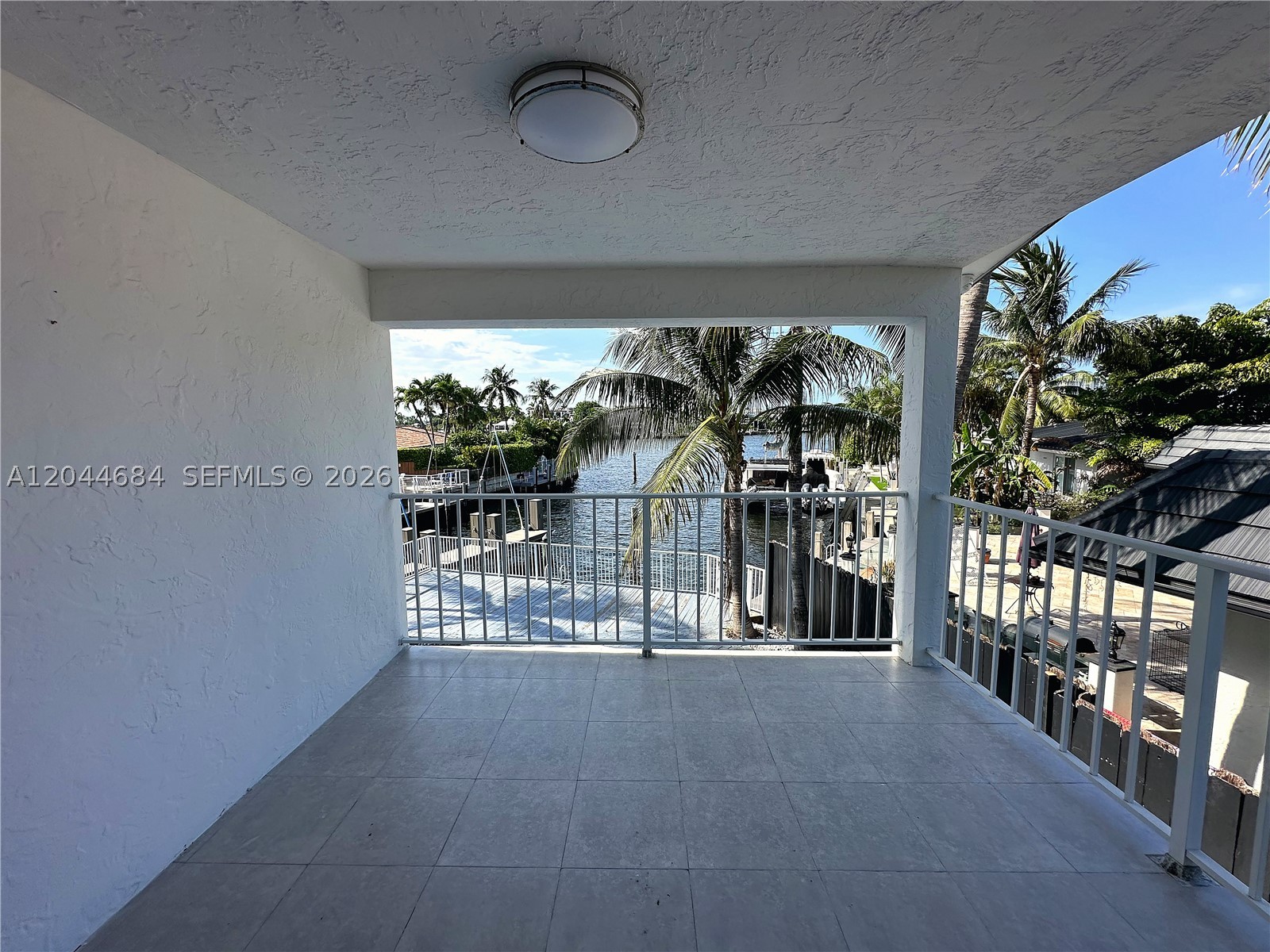 2445 SE 8th St, Pompano Beach FL 33062