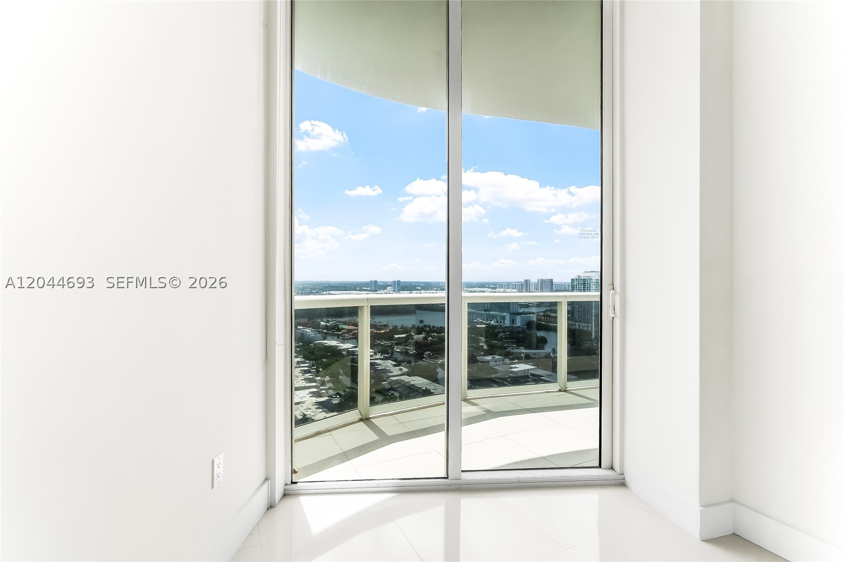 16001 Collins Ave #2605, Sunny Isles Beach FL 33160