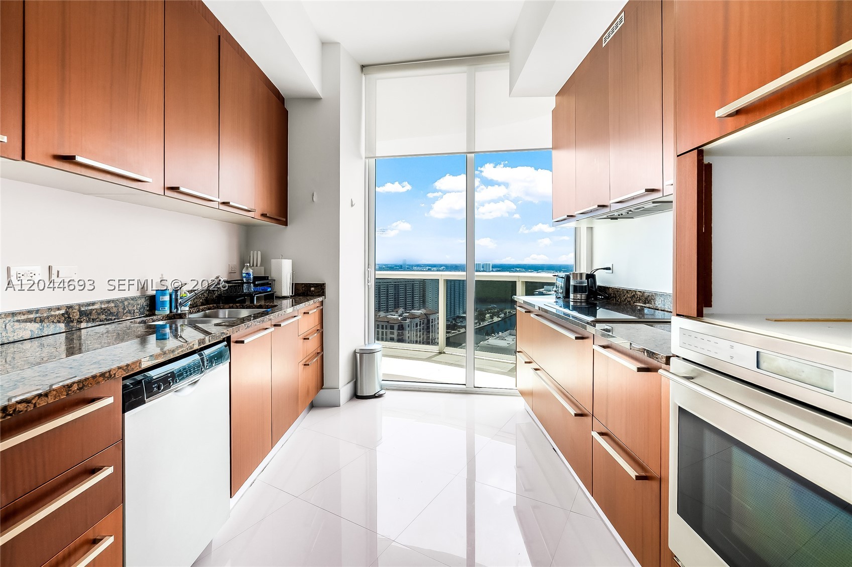16001 Collins Ave #2605, Sunny Isles Beach FL 33160