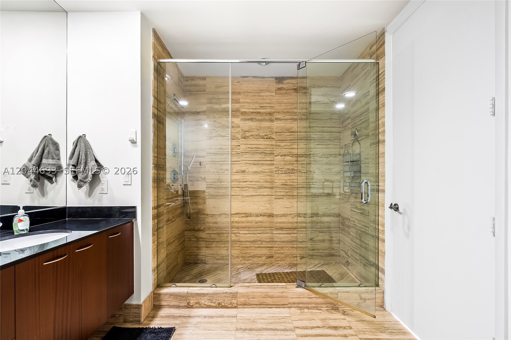 16001 Collins Ave #2605, Sunny Isles Beach FL 33160