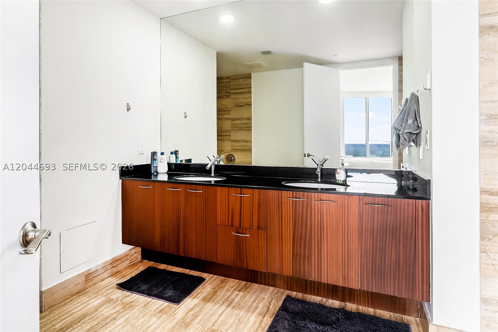 16001 Collins Ave #2605, Sunny Isles Beach FL 33160