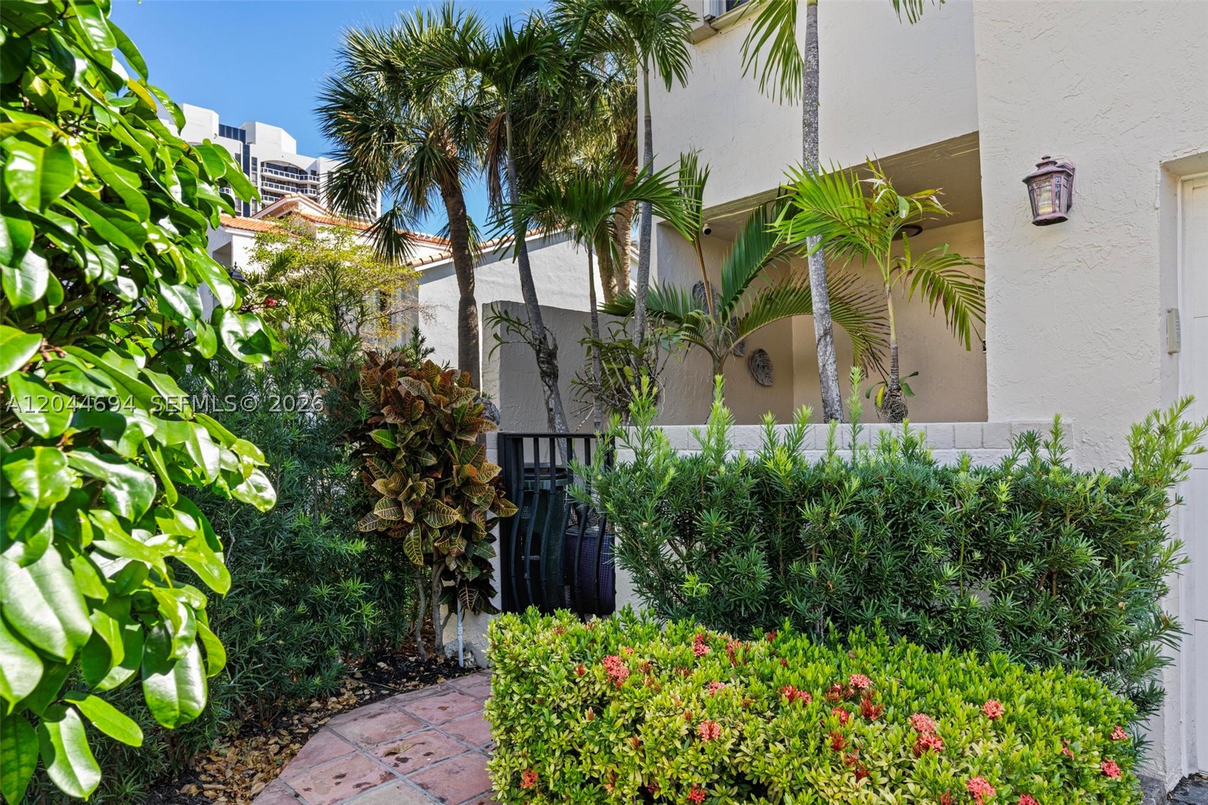 21145 Helmsman Dr #N11, Aventura FL 33180