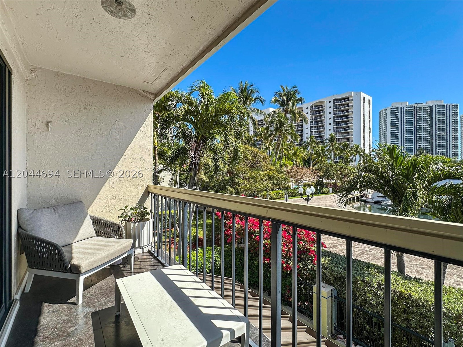 21145 Helmsman Dr #N11, Aventura FL 33180