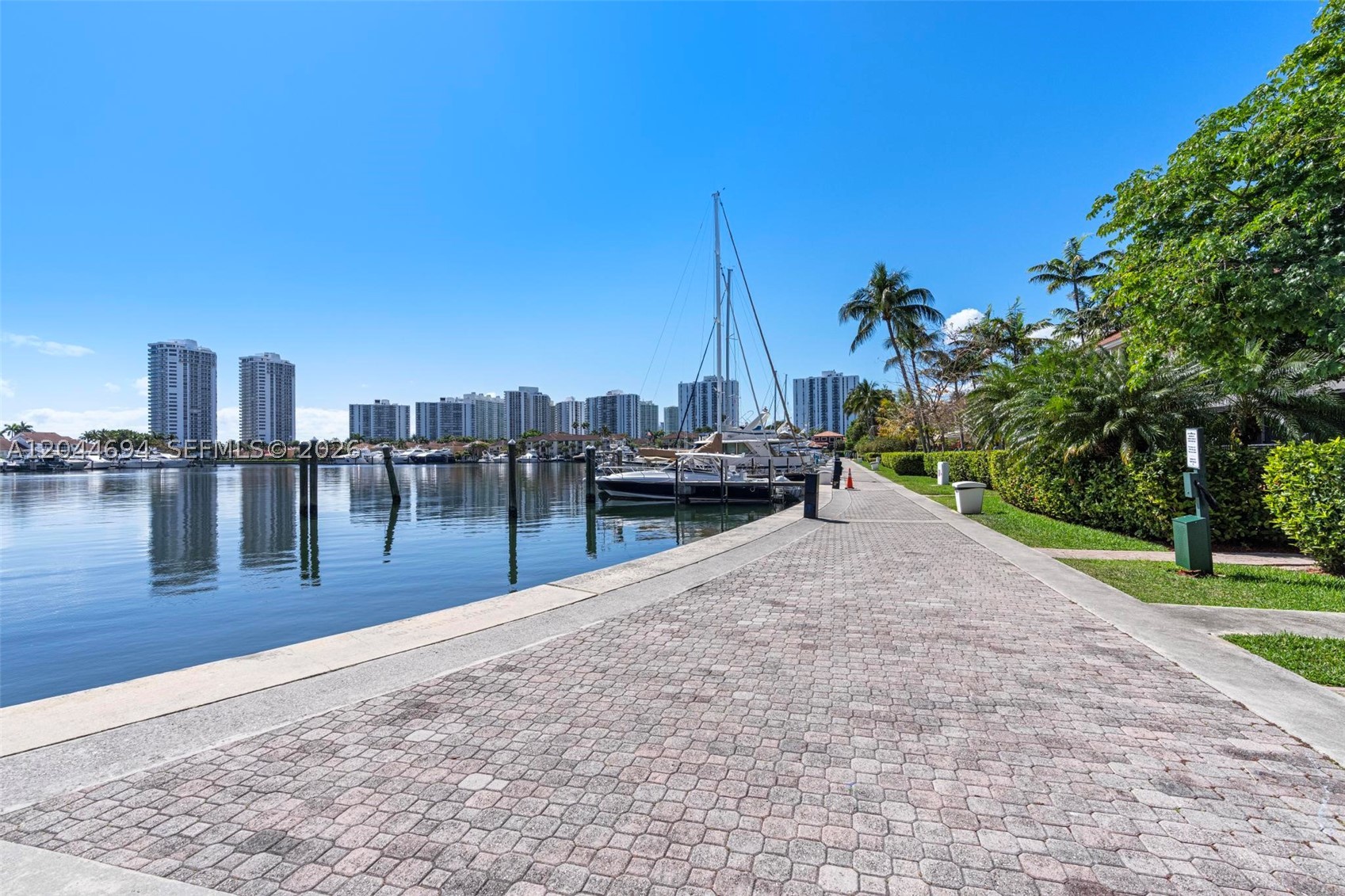 21145 Helmsman Dr #N11, Aventura FL 33180