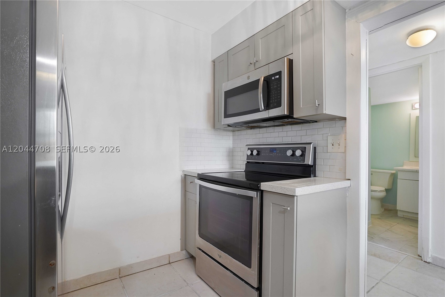 6900 Bay Dr #3H, Miami Beach FL 33141
