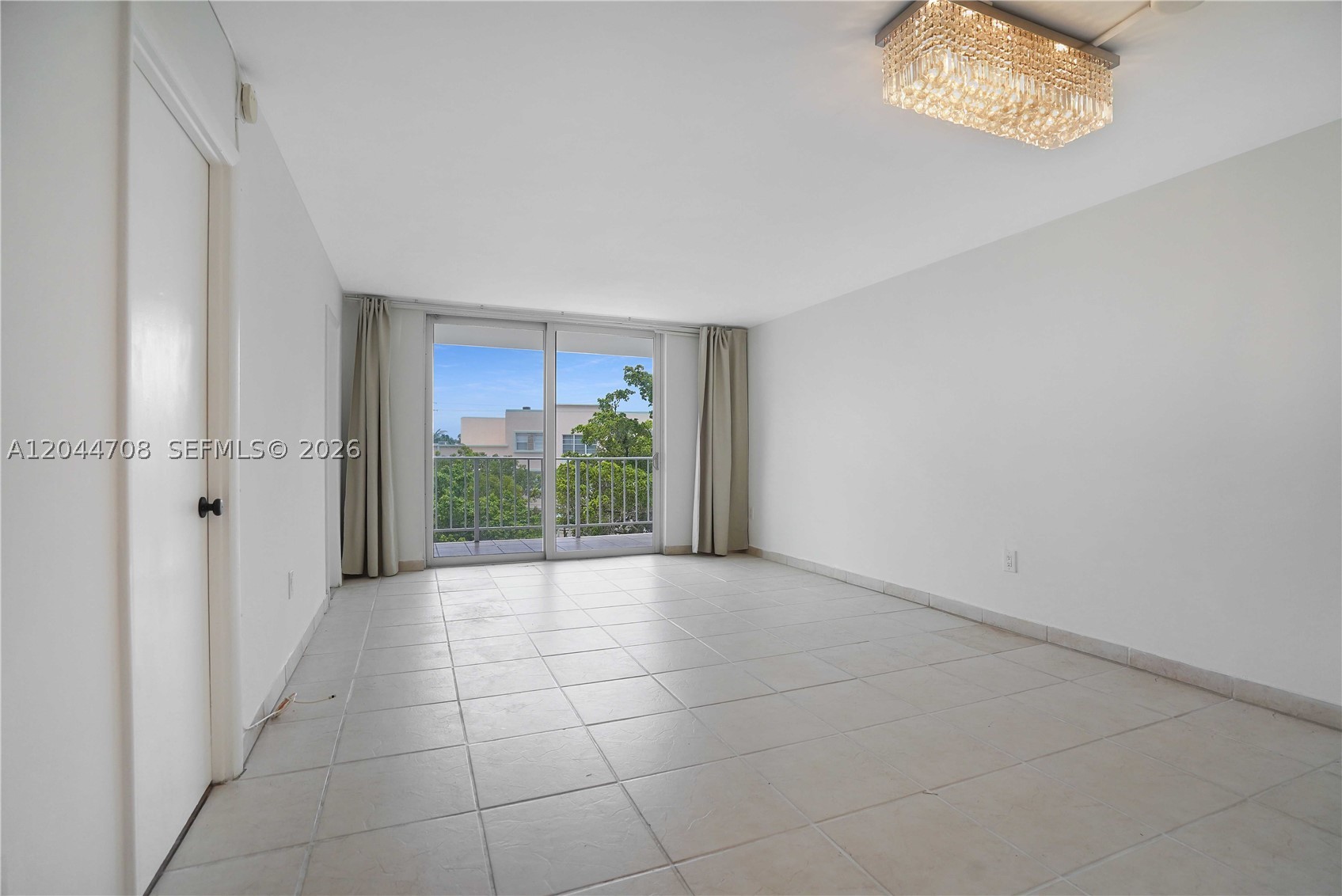 6900 Bay Dr #3H, Miami Beach FL 33141