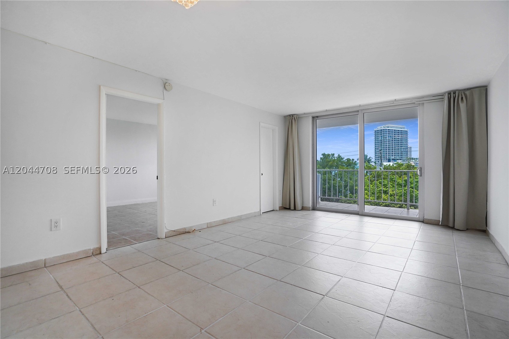 6900 Bay Dr #3H, Miami Beach FL 33141