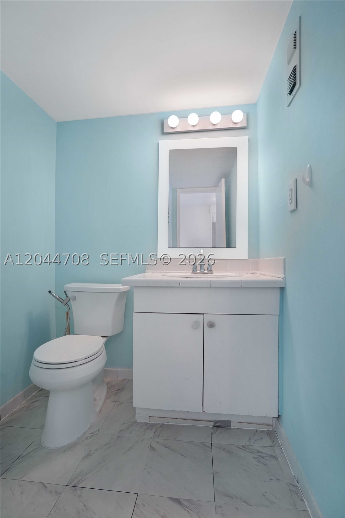6900 Bay Dr #3H, Miami Beach FL 33141