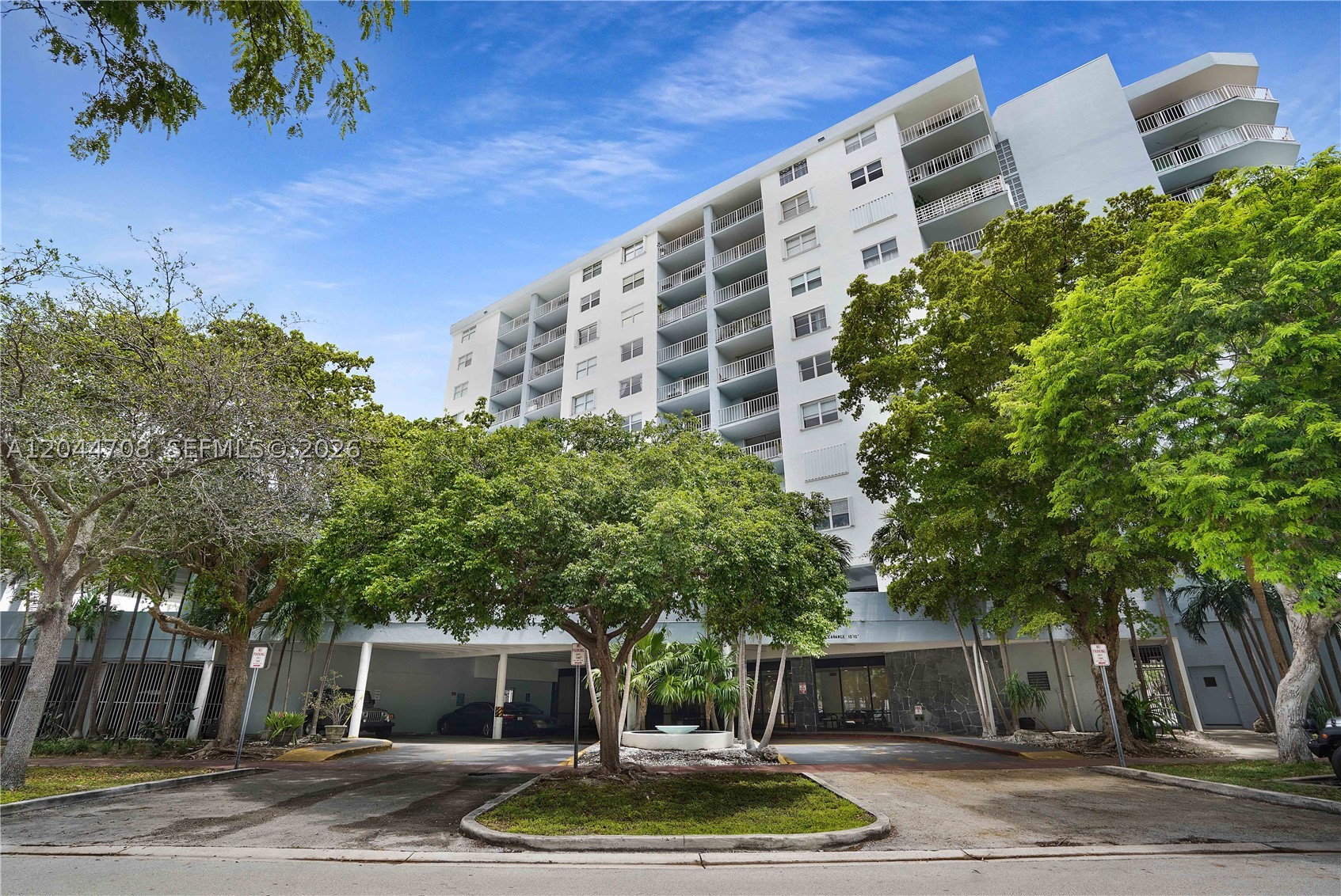 6900 Bay Dr #3H, Miami Beach FL 33141