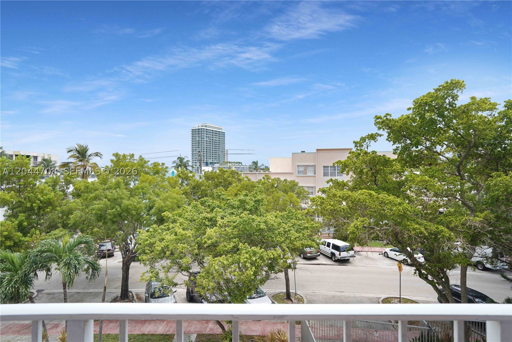 6900 Bay Dr #3H, Miami Beach FL 33141