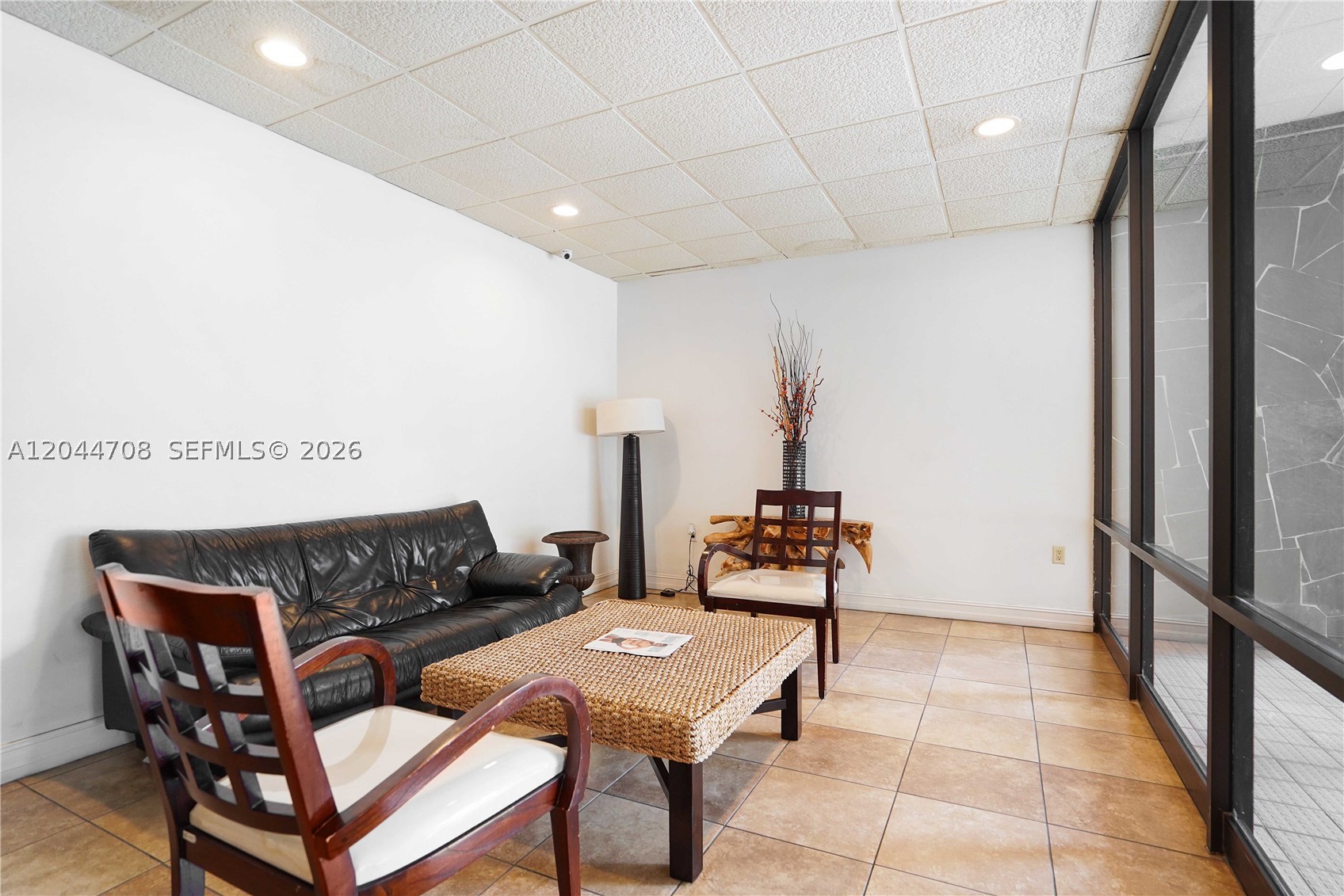 6900 Bay Dr #3H, Miami Beach FL 33141