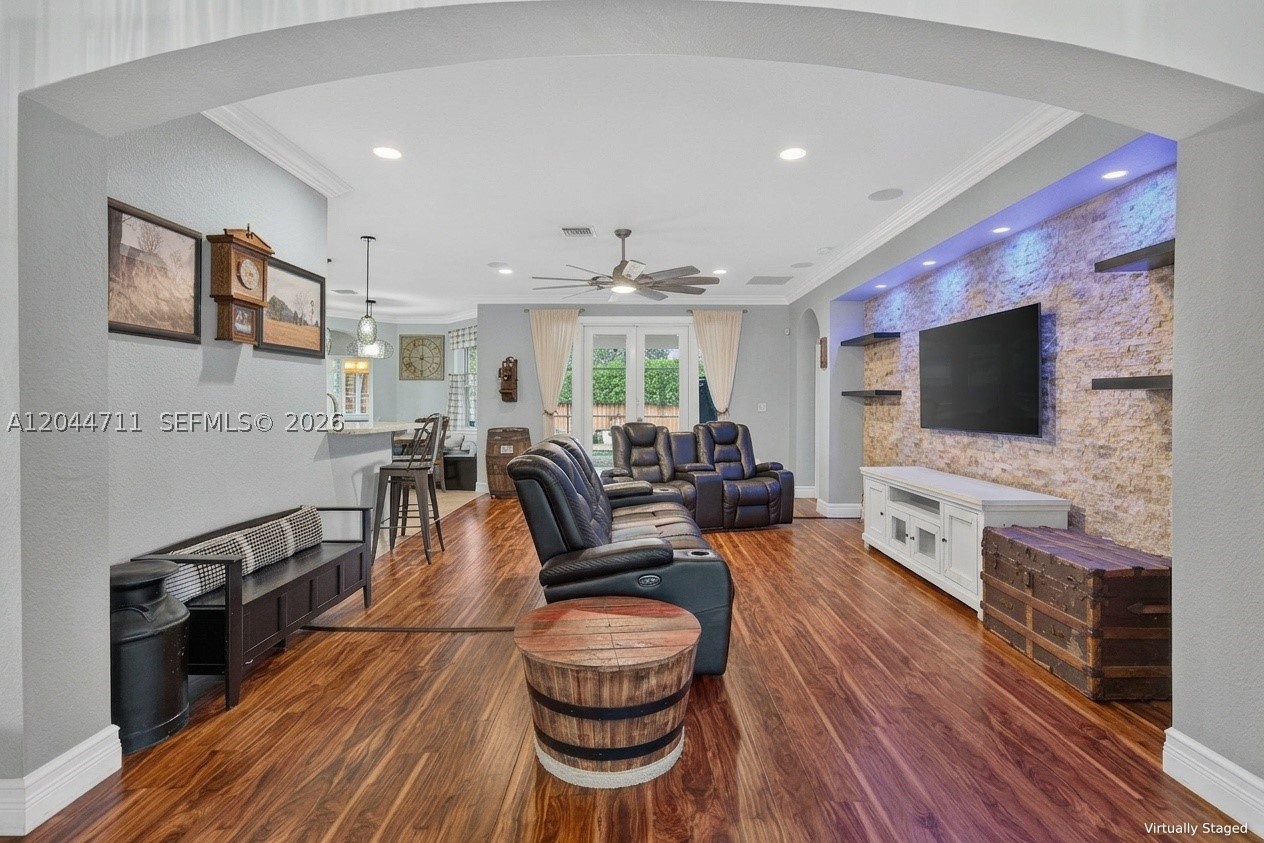 2135 NW 14th Ter, Homestead FL 33030
