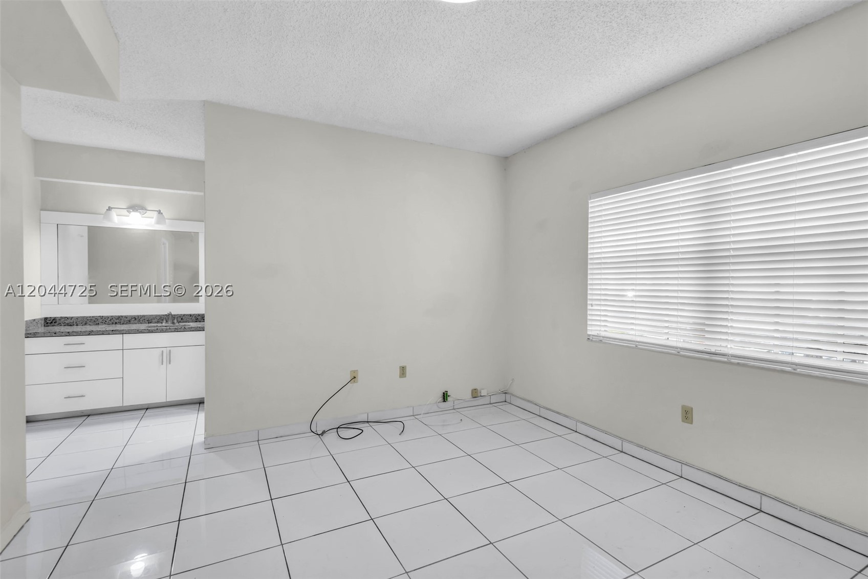 10018 Hammocks Blvd #101-5, Miami FL 33196